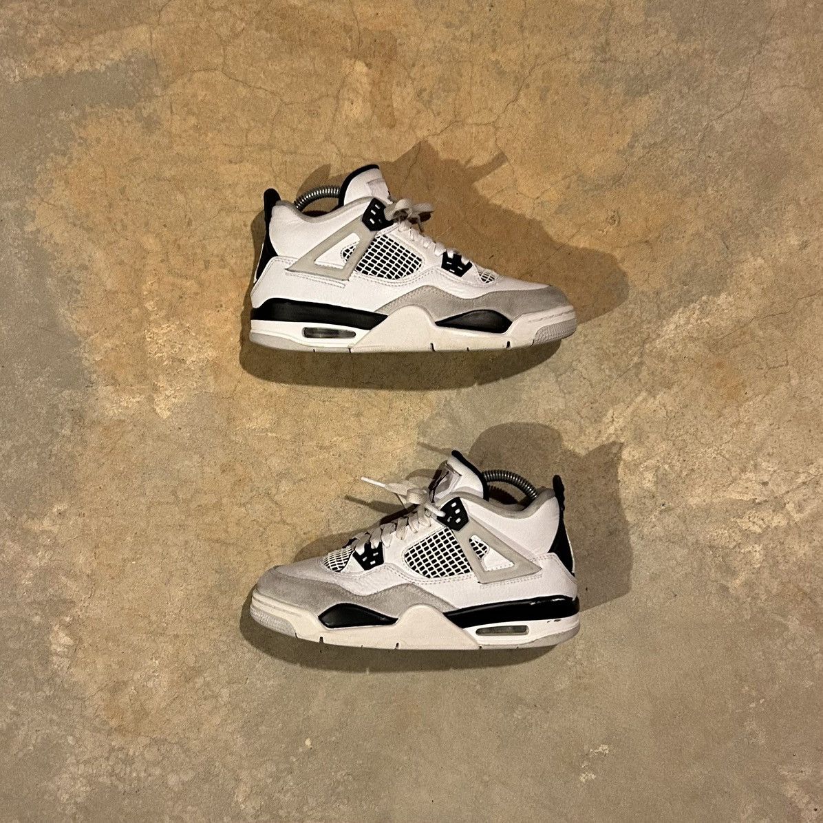 Jordan Brand × Nike Air Jordan 4 Retro Military Black 2022 US 6.5 Size US 6.5 / EU 39-40 - 1 Thumbnail