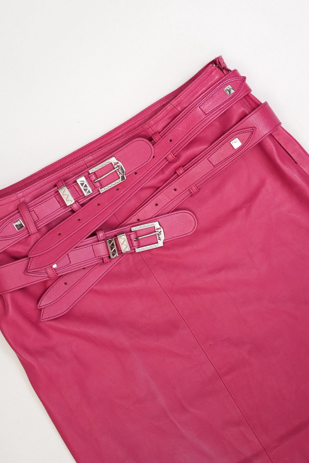 Dior Christian Dior Early 2000s Pink Leather Skirt Size 28" / US 6 / IT 42 - 11 Thumbnail