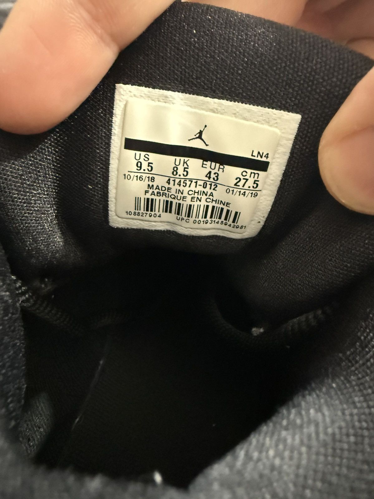 Jordan Brand Jordan retro 13 cap and gown sz 9.5 Size US 9.5 / EU 42-43 - 7 Thumbnail