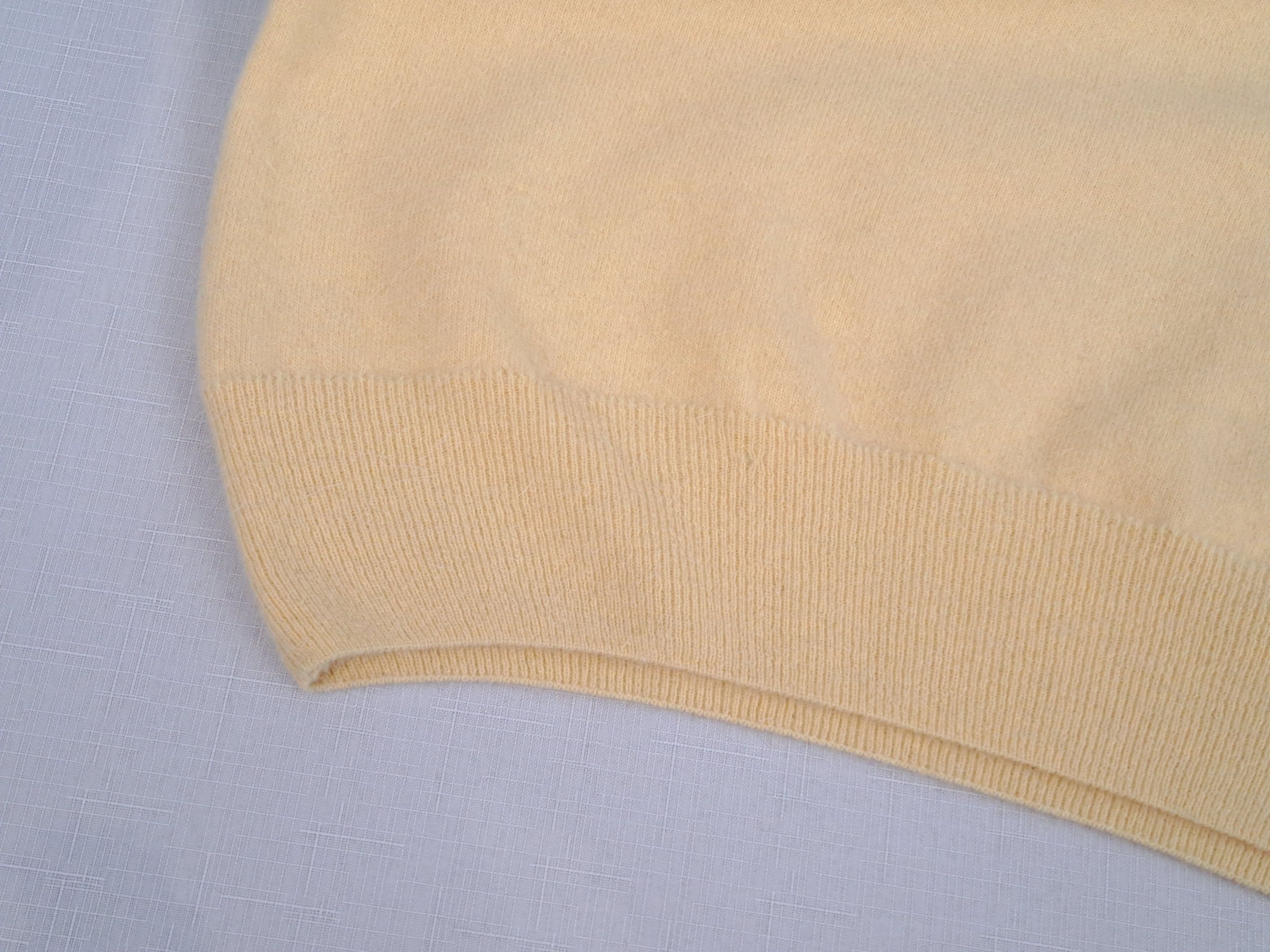 Vintage Vintage YSL Yves Saint Laurent yellow V-Neck mohair sweater. Size US S / EU 44-46 / 1 - 14 Thumbnail