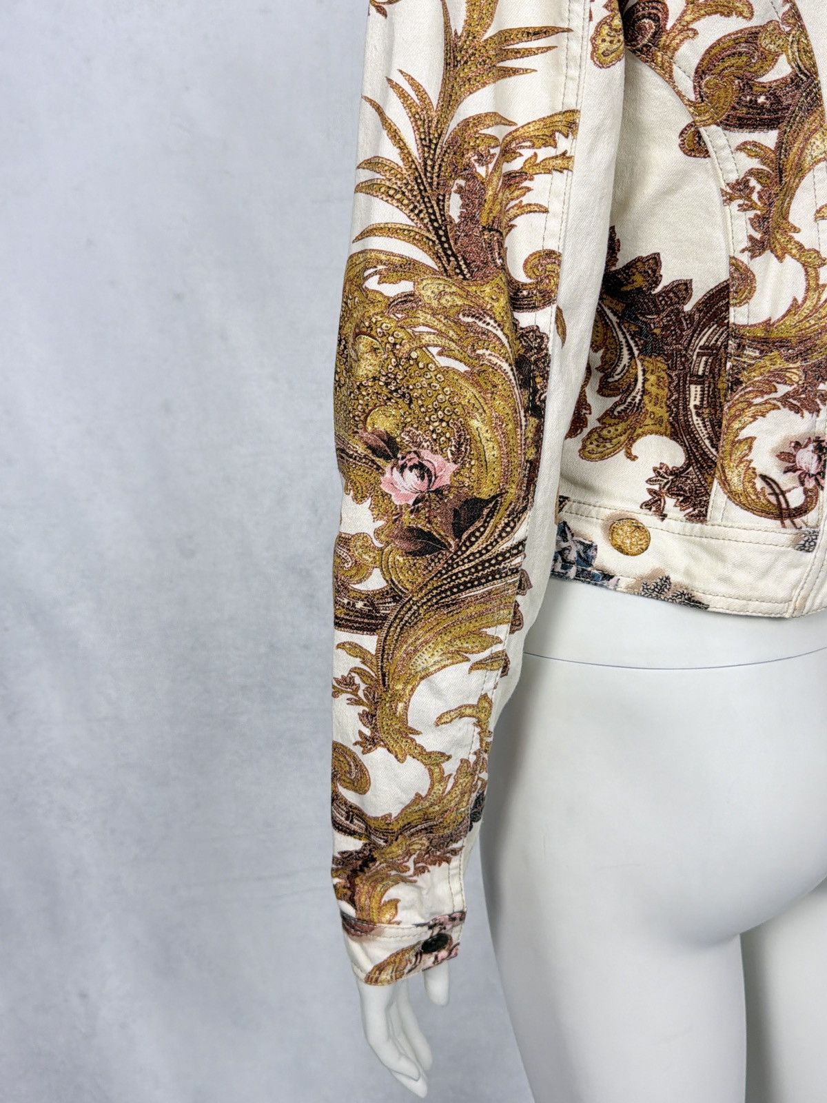 Roberto Cavalli Roberto Cavalli 2000’s Corseted Floral Baroque Denim Jacket Size S / US 4 / IT 40 - 13 Thumbnail