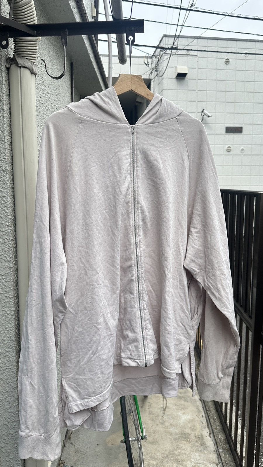 Maison Margiela maison margiela oversized zip up hoodie Size US M / EU 48-50 / 2 - 1 Thumbnail