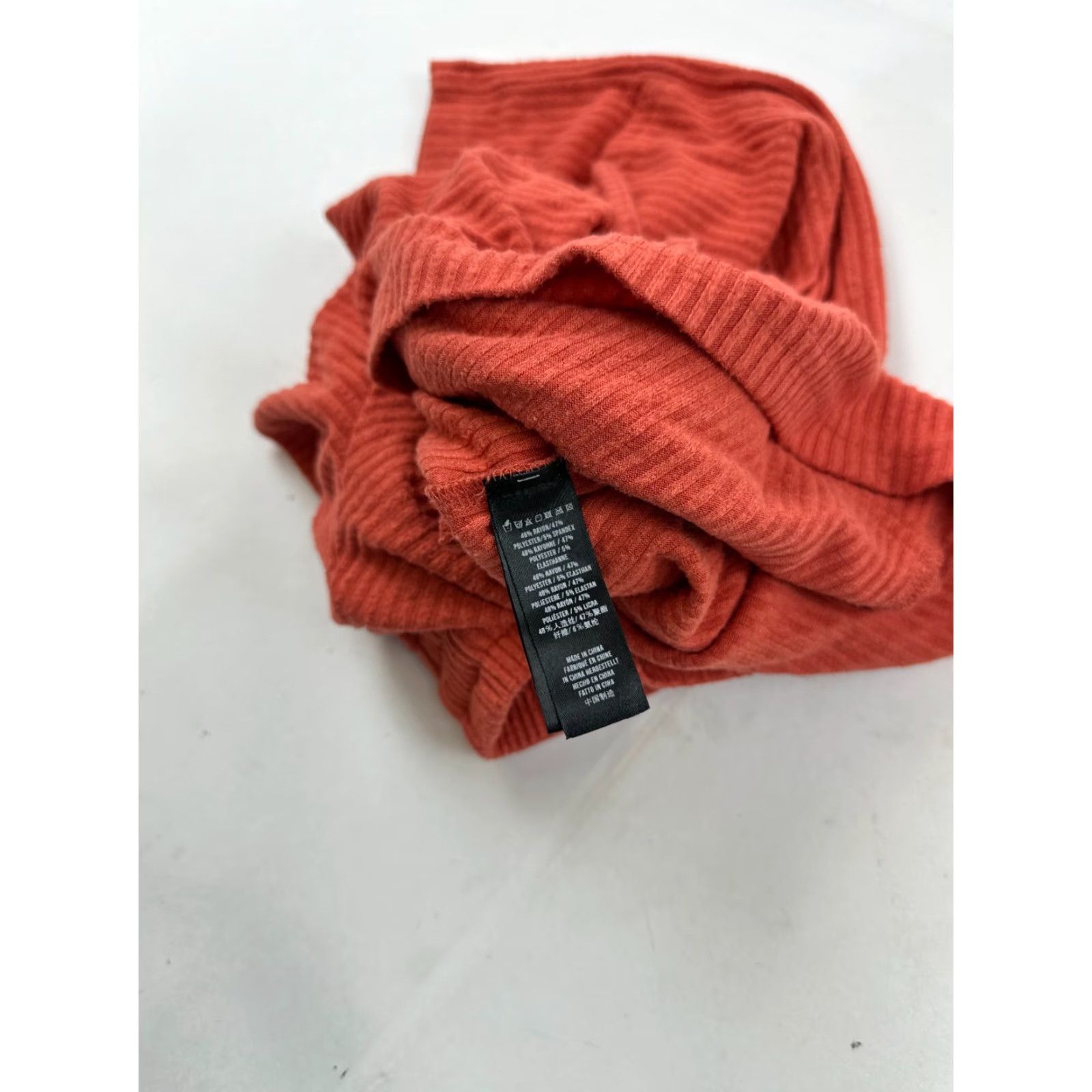 Vintage AllFenix Shorts Womens Small Orange Textured Pockets Elastic Waist Australia Size 28" / US 6 / IT 42 - 4 Thumbnail