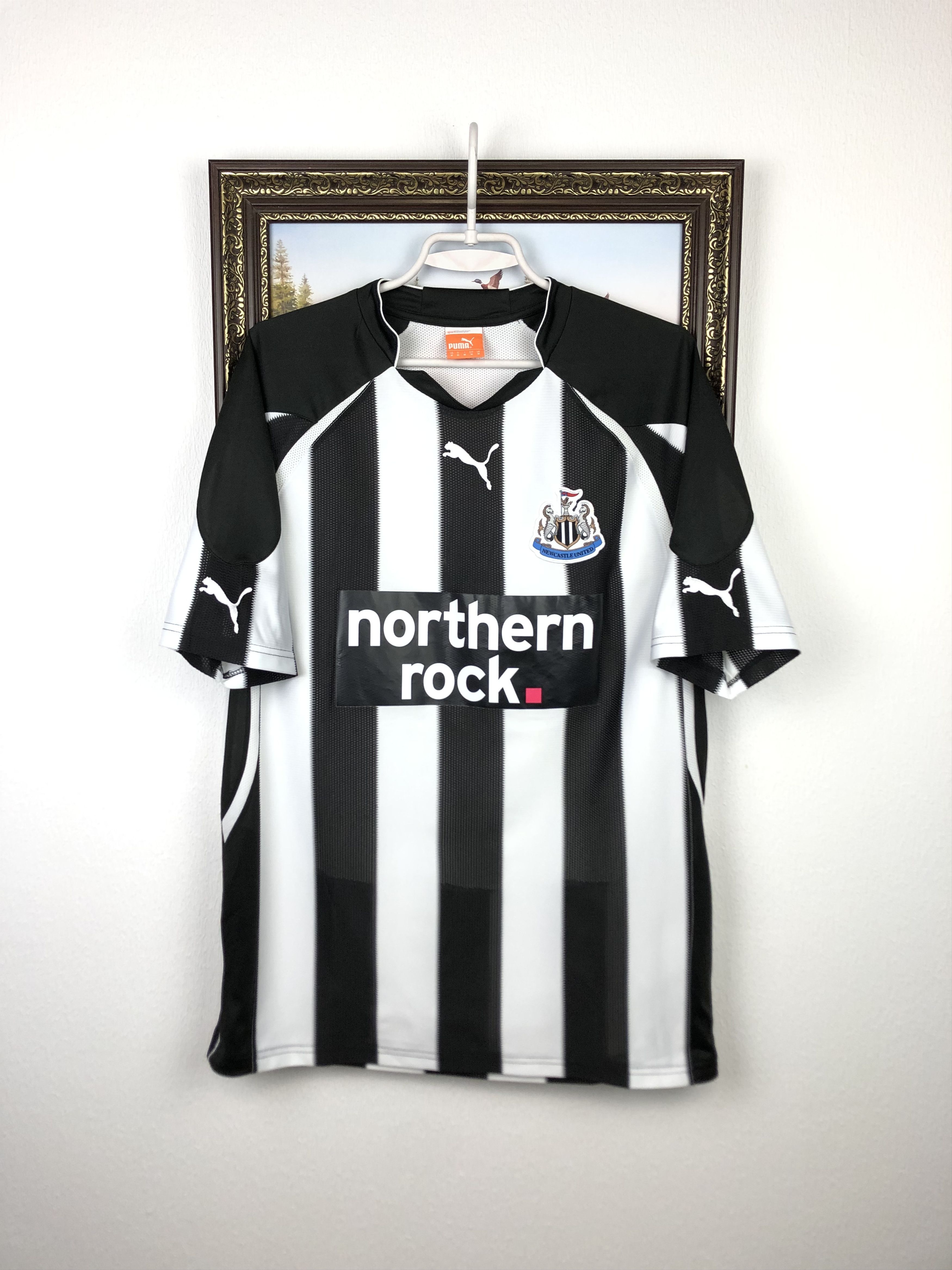 Puma Newcastle United football shirt 2010 Soccer Jersey Trikot Size US M / EU 48-50 / 2 - 1 Thumbnail