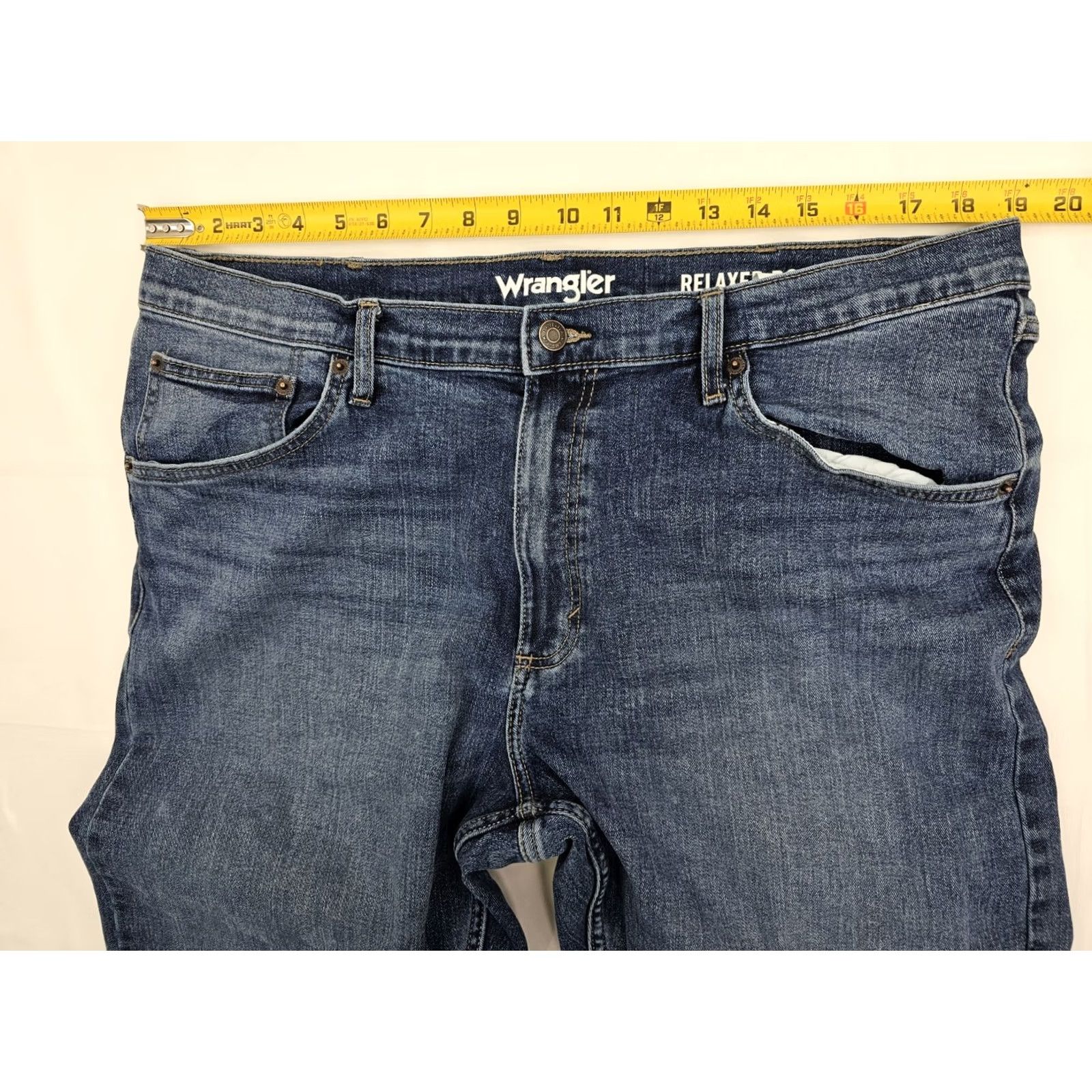Wrangler VINTAGE Wrangler? Actually not vintage. Wrangler Relaxed Bootcut Jeans Men 38x30 Blue Denim Stretch 5-Pocket Boots Western USA Size US 38 / EU 54 - 5 Thumbnail