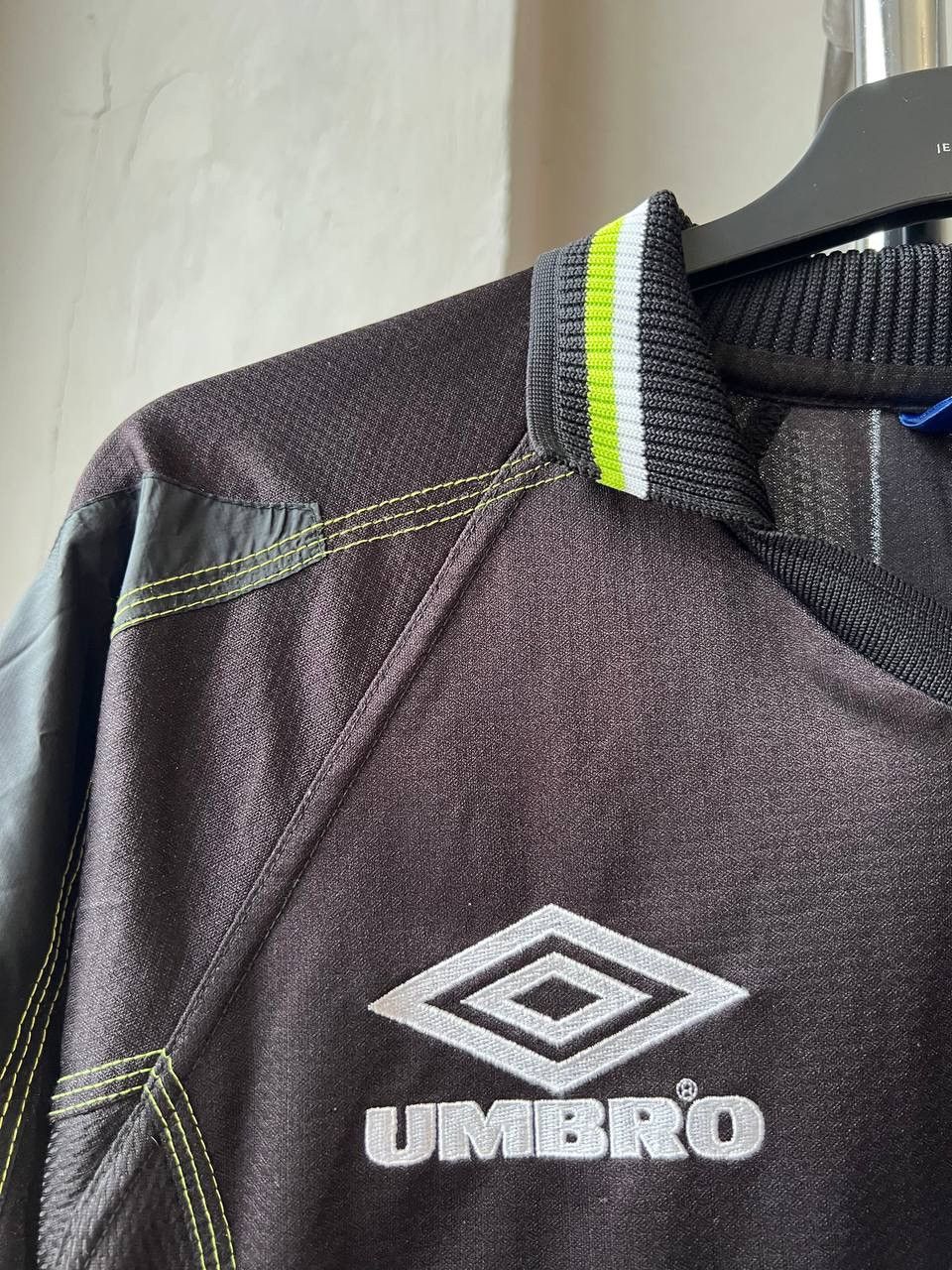 Umbro 1998/99 MANCHESTER UNITED THIRD SOCCER JERSEY FOOTBALL SHIRT Size US M / EU 48-50 / 2 - 8 Thumbnail