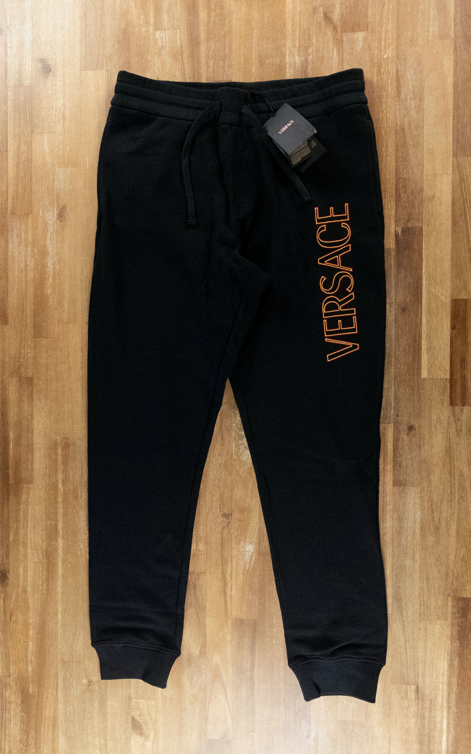 Versace VERSACE black logo embroidered sweatpants Size XL q Size US 36 / EU 52 - 1 Thumbnail