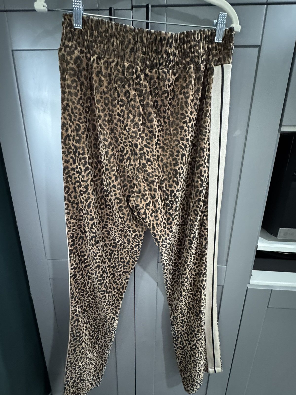 Palm Angels Palm angels animal print sweat pans Size US 34 / EU 50 - 4 Thumbnail