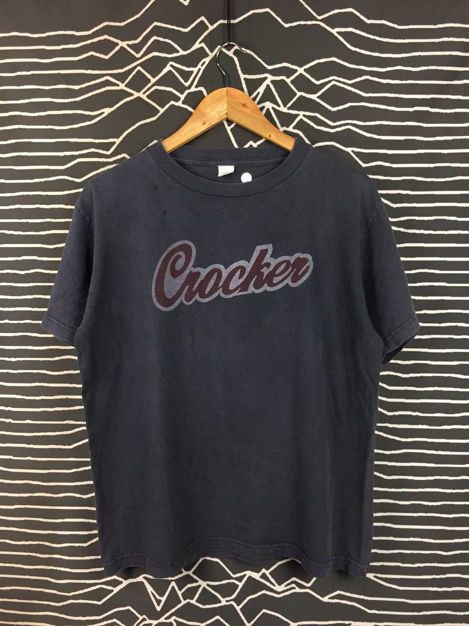 Vintage Vtg 90s Crocker Script Logo Made In Usa Tee Size US L / EU 52-54 / 3 - 1 Thumbnail