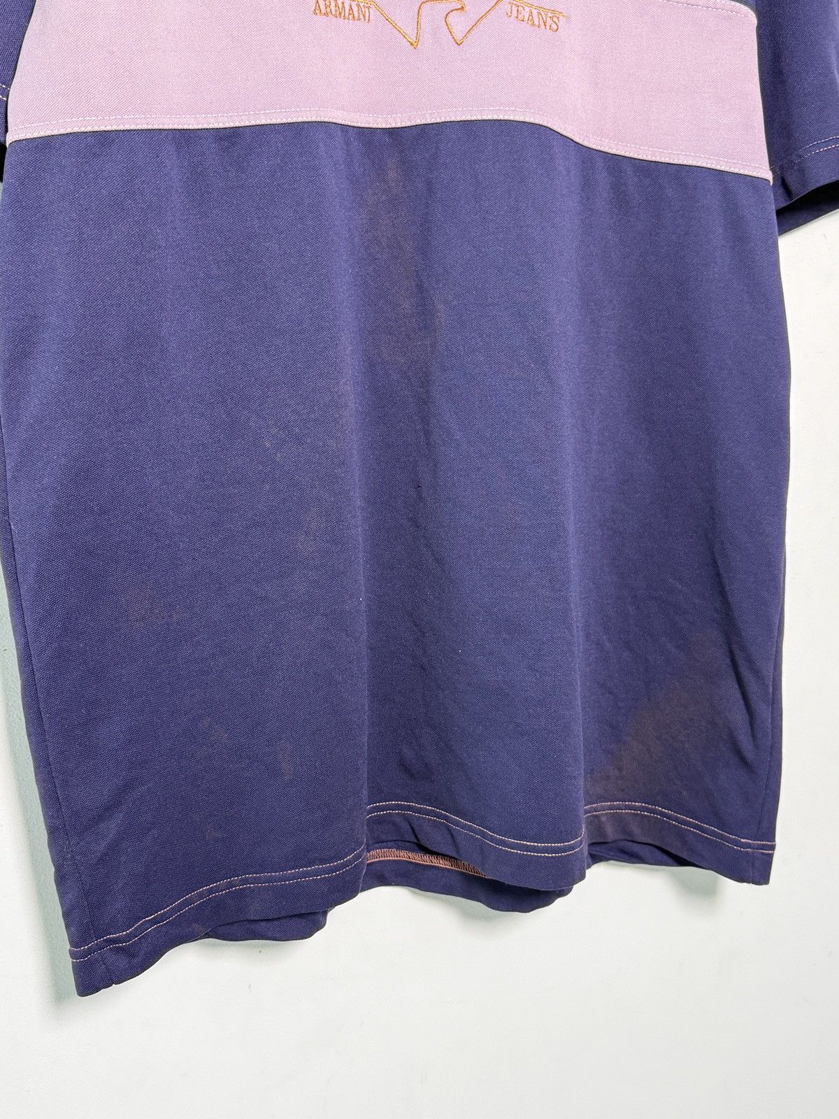 Giorgio Armani Vintage Armani Jeans v-neck tee Size US L / EU 52-54 / 3 - 4 Thumbnail