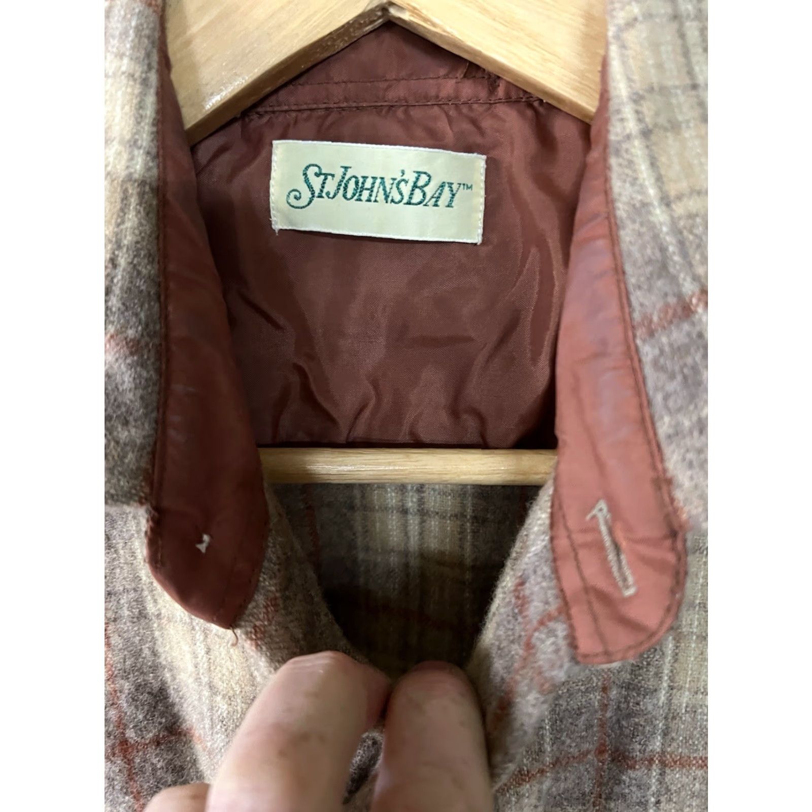 Vintage VINTAGE St. Johns Bay Men’s Wool Button-Up Shirt Plaid M Tan Brown Size US M / EU 48-50 / 2 - 6 Thumbnail