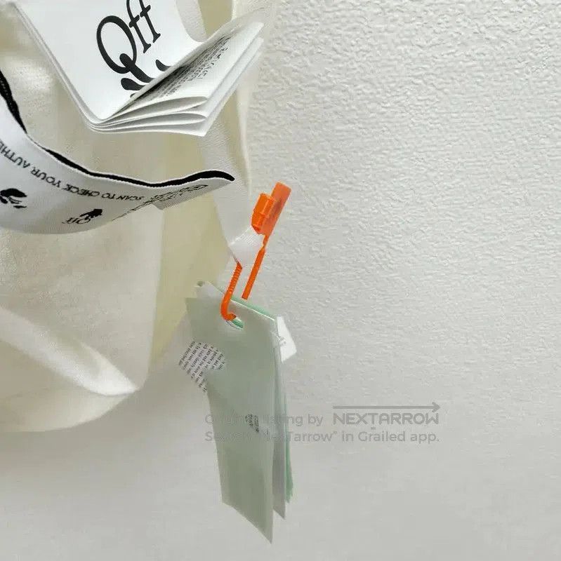 Off-White Off-White White Cotton Short Sleeve T-Shirt . Size US S / EU 44-46 / 1 - 6 Thumbnail