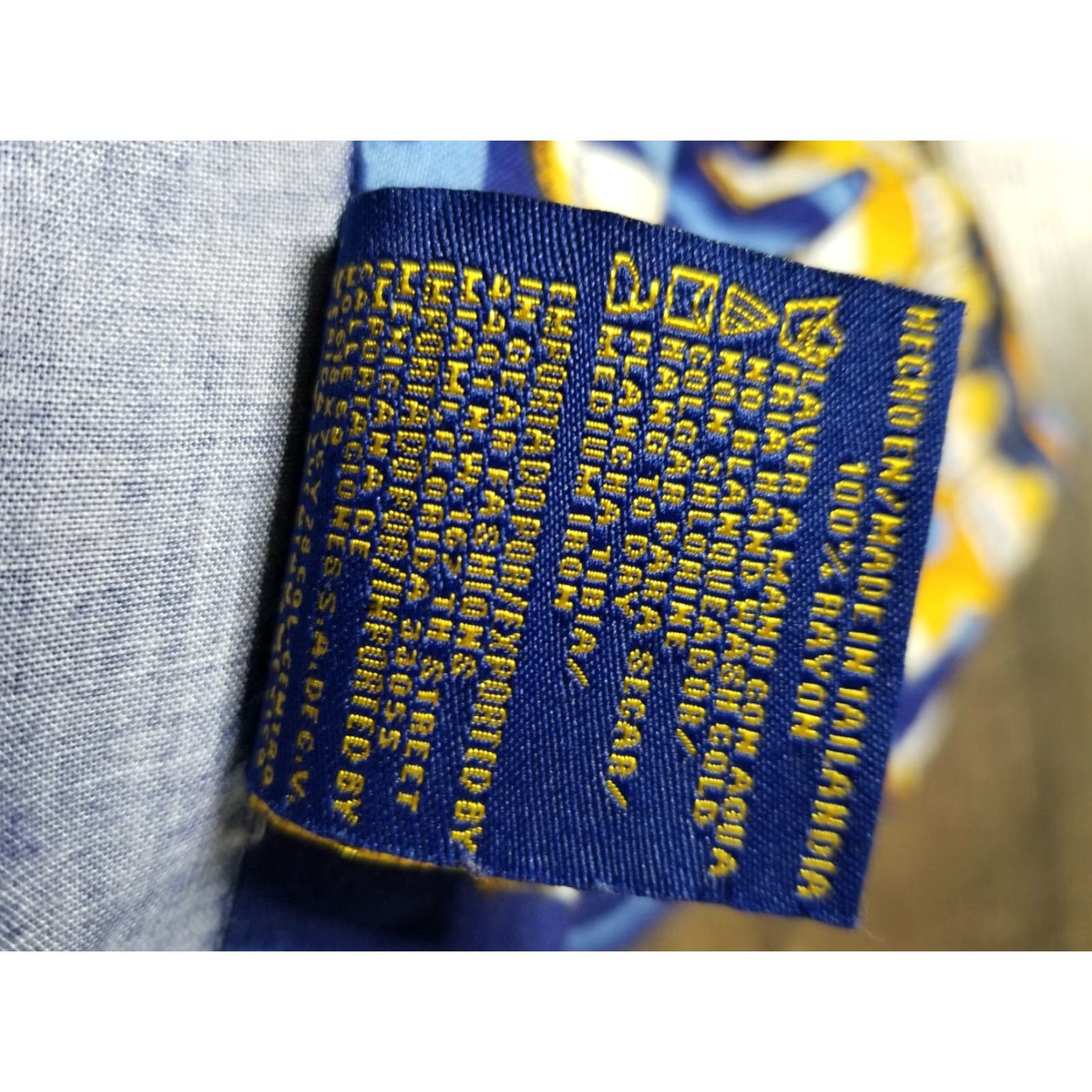 Vintage VINTAGE Corona Extra Button-Up Shirt Hawaiian Short Sleeve Rayón XXL Blue Mens 2XL Distressed 90s Concert Theme Size US XXL / EU 58 / 5 - 6 Thumbnail