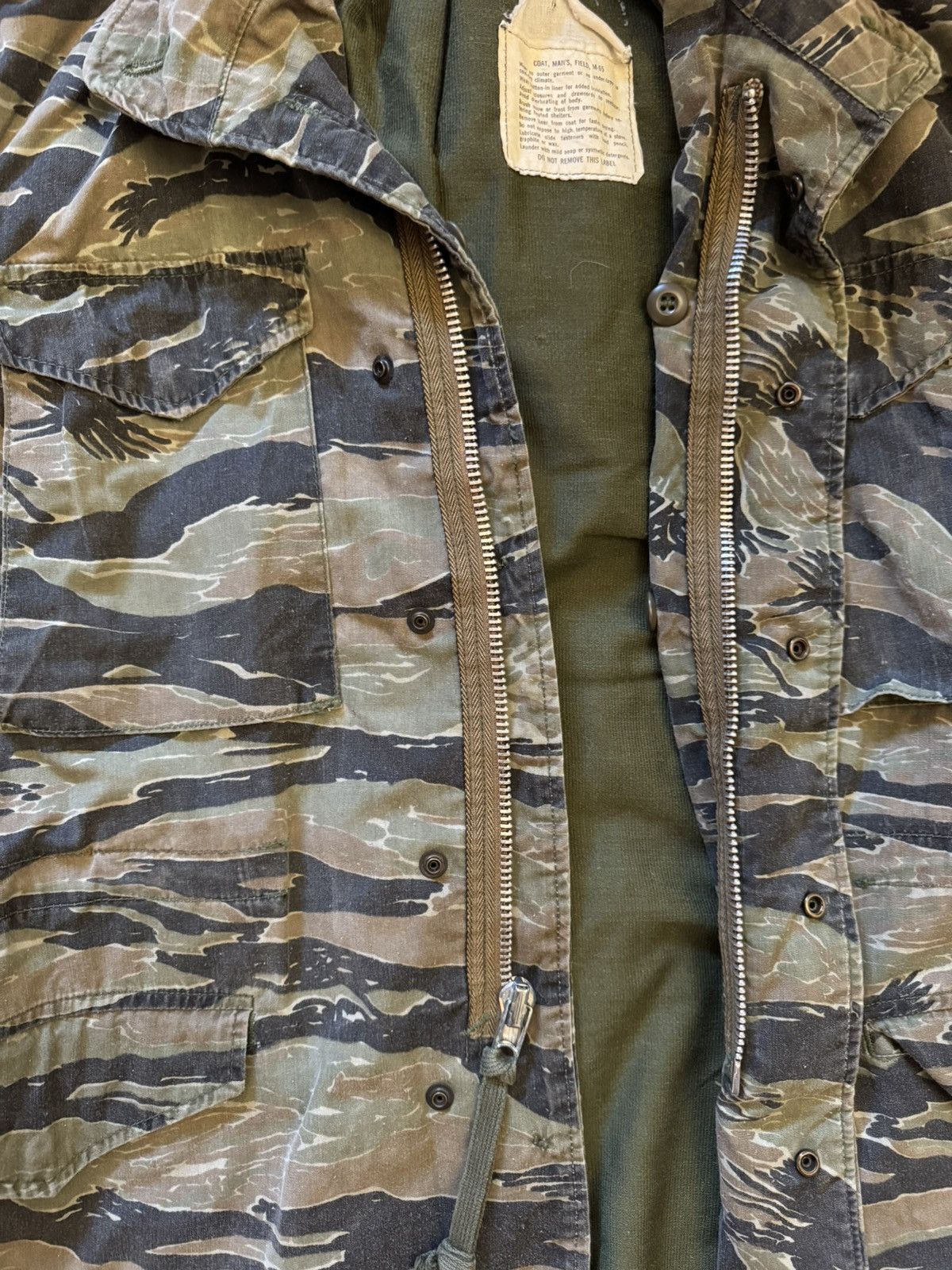 Vintage Vintage M-65 Tiger Camo Field Jacket Size US M / EU 48-50 / 2 - 3 Thumbnail