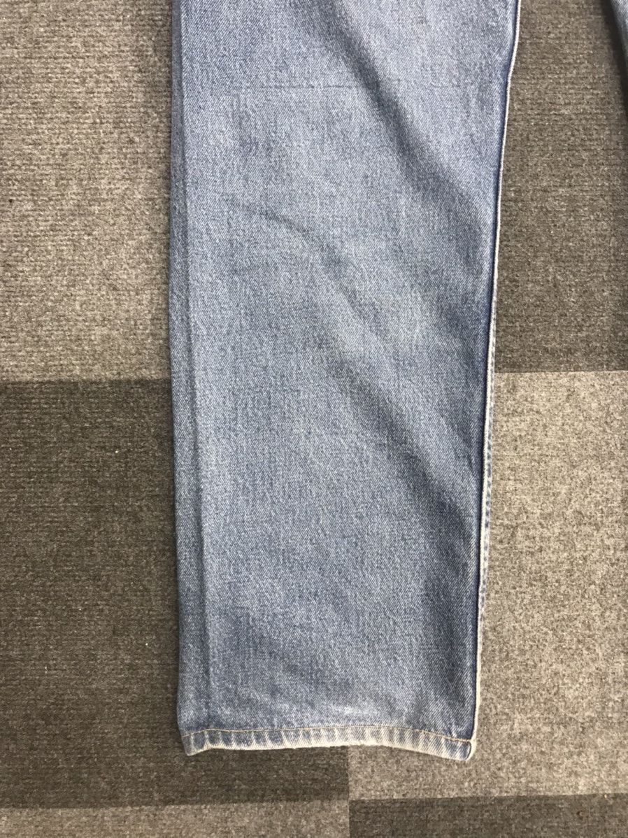 Levi's Vintage Levis 501 Light Wash Distressed Jeans Size US 35 - 15 Thumbnail