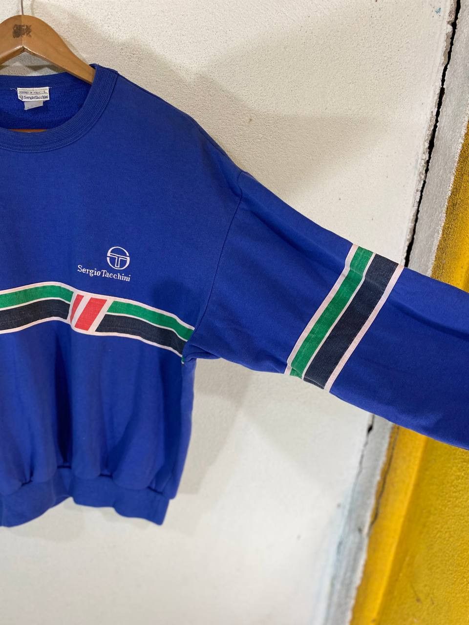 Sergio Tacchini vintage sergio tacchini sweatshirt very nice design Size US L / EU 52-54 / 3 - 4 Thumbnail