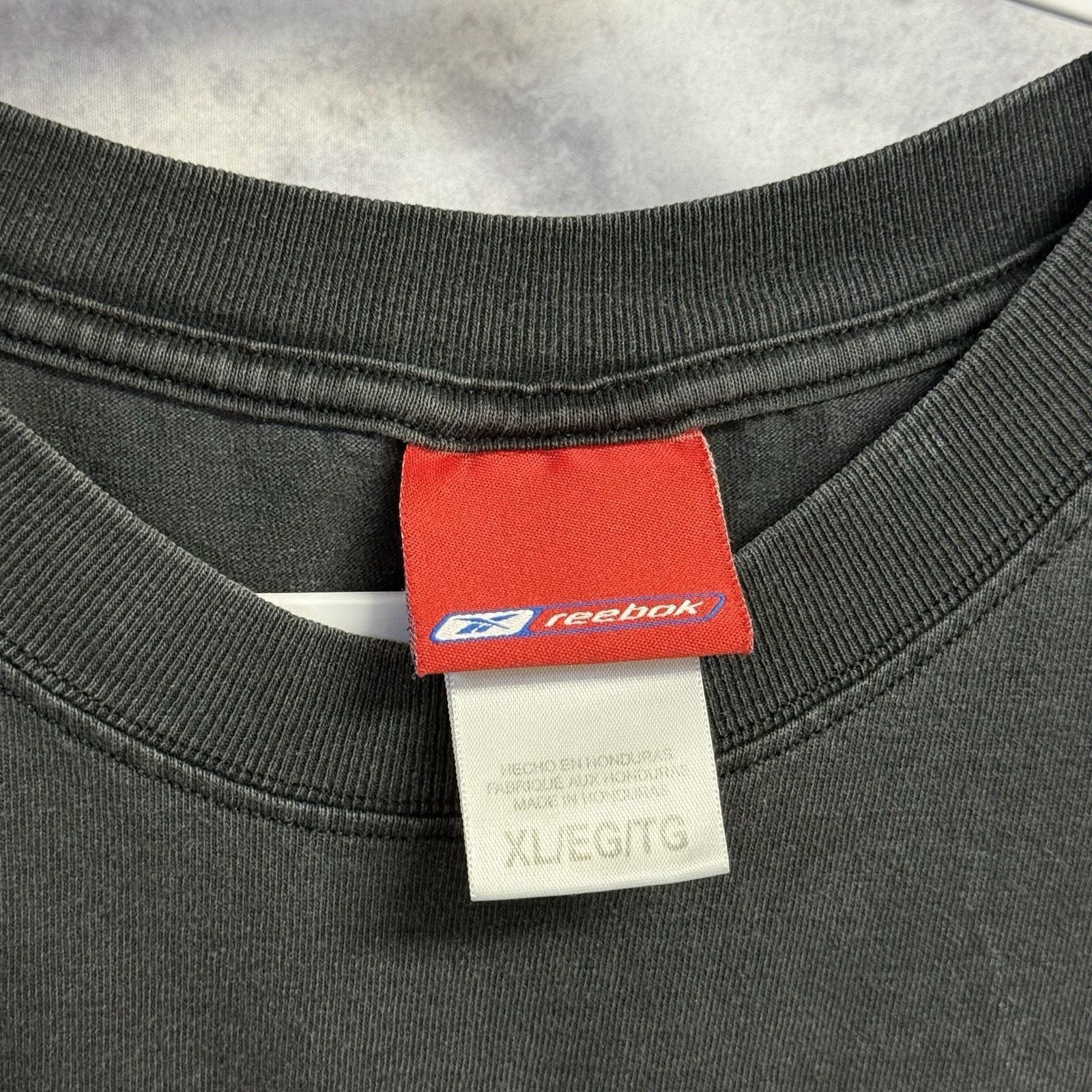Vintage Vintage Super Bowl XXXVII Reebok T Shirt Mens XL Black Size US XL / EU 56 / 4 - 6 Thumbnail