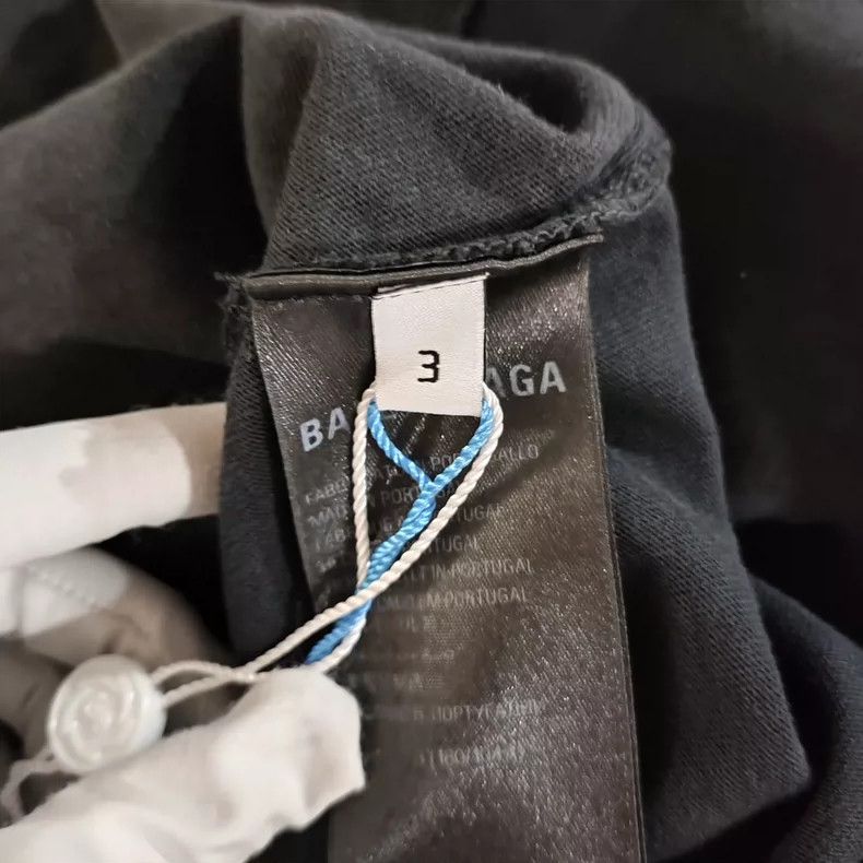 Balenciaga Balenciaga Cotton printing long T Size US L / EU 52-54 / 3 - 4 Thumbnail