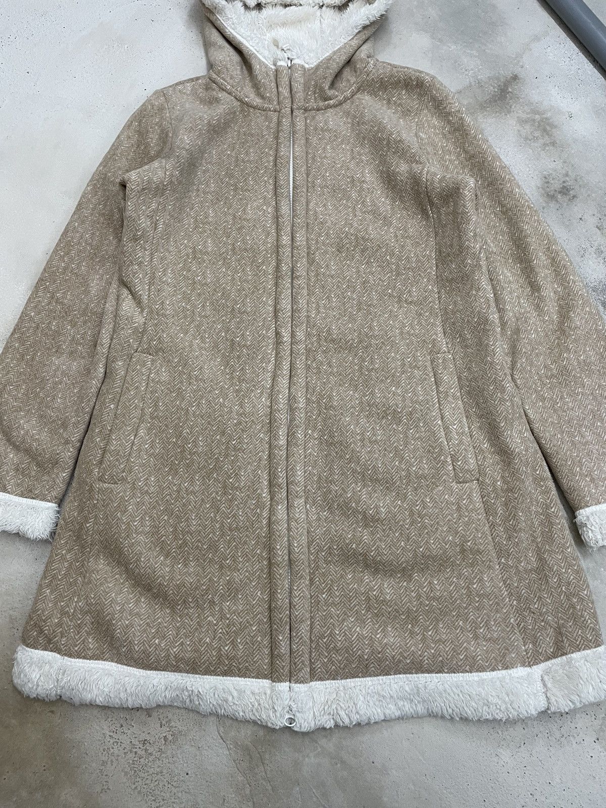 Japanese Brand Japanese Uniqlo Fleece Hoodie AW Wear Size US L / EU 52-54 / 3 - 5 Thumbnail