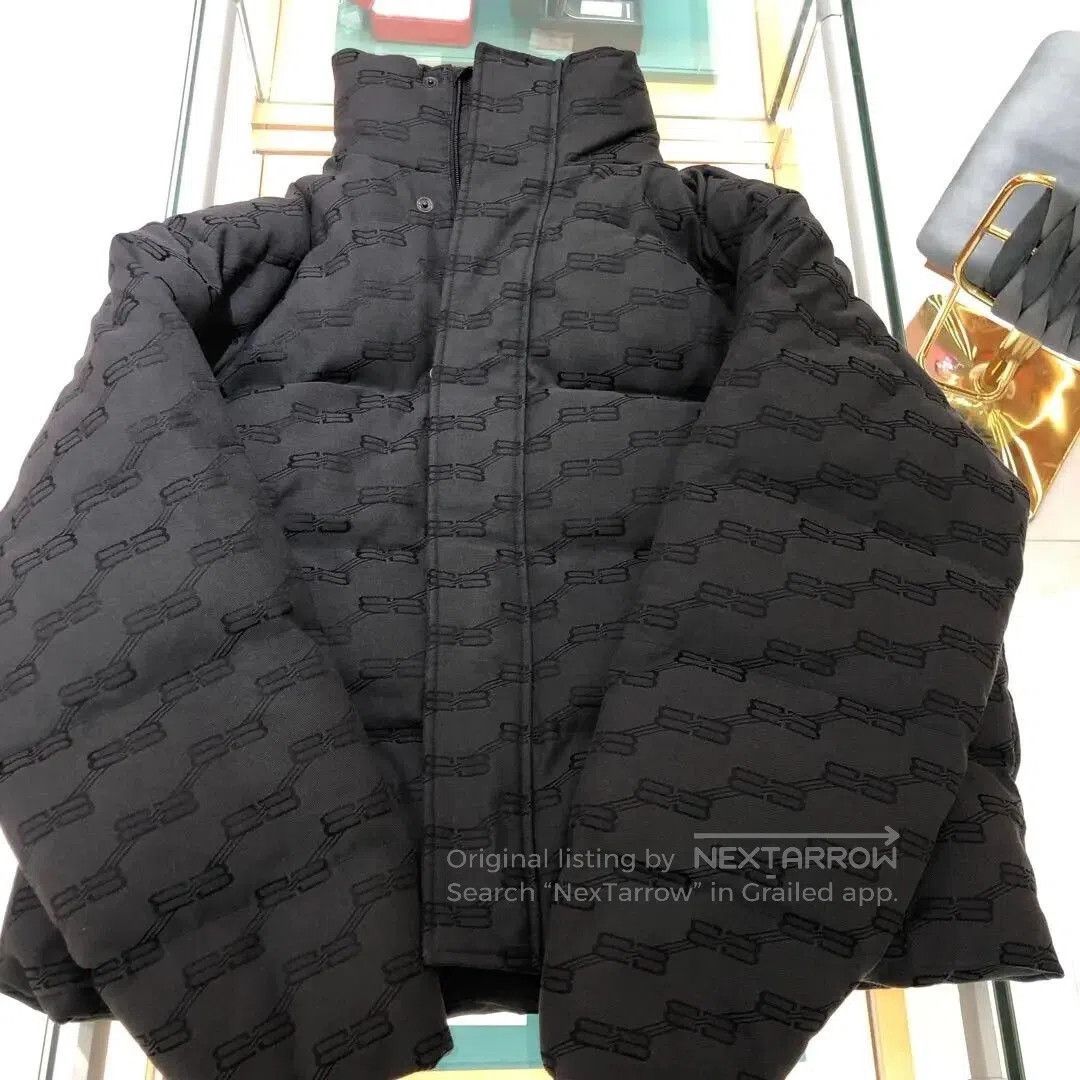 Balenciaga Balenciaga SS22 Logo Cotton Puffer Jacket. Size US L / EU 52-54 / 3 - 1 Thumbnail