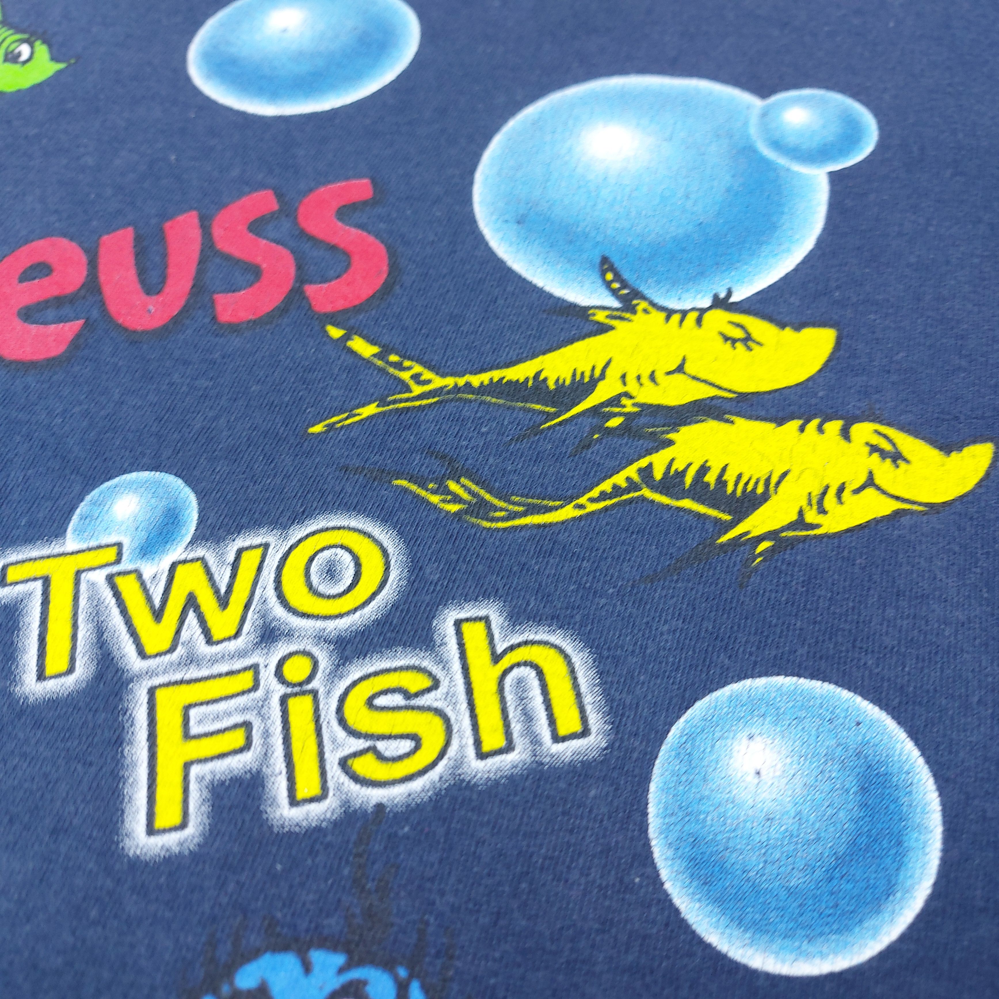 Vintage VTG 90s Dr. Seuss One fish two fish Red fish Blue fish TEE Size US L / EU 52-54 / 3 - 5 Thumbnail