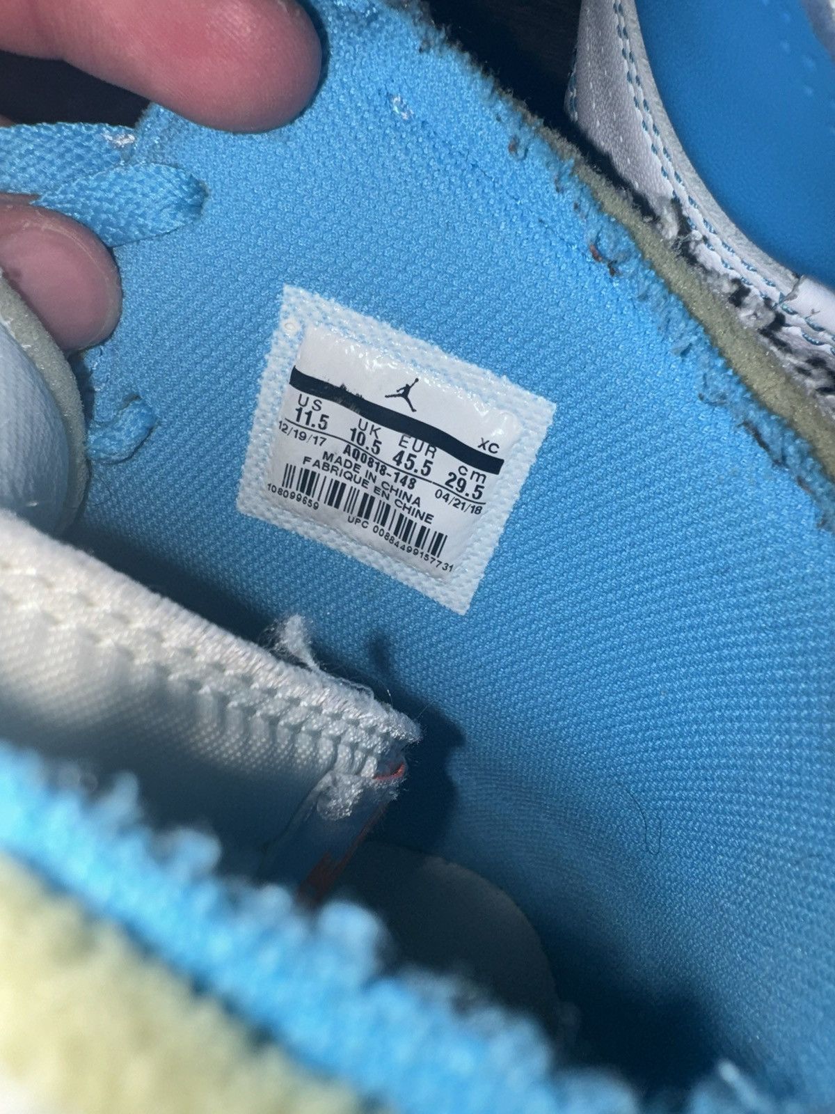 Nike × Off-White Off-White x Air Jordan 1 Retro High OG 'UNC' Size US 11.5 / EU 44-45 - 6 Thumbnail