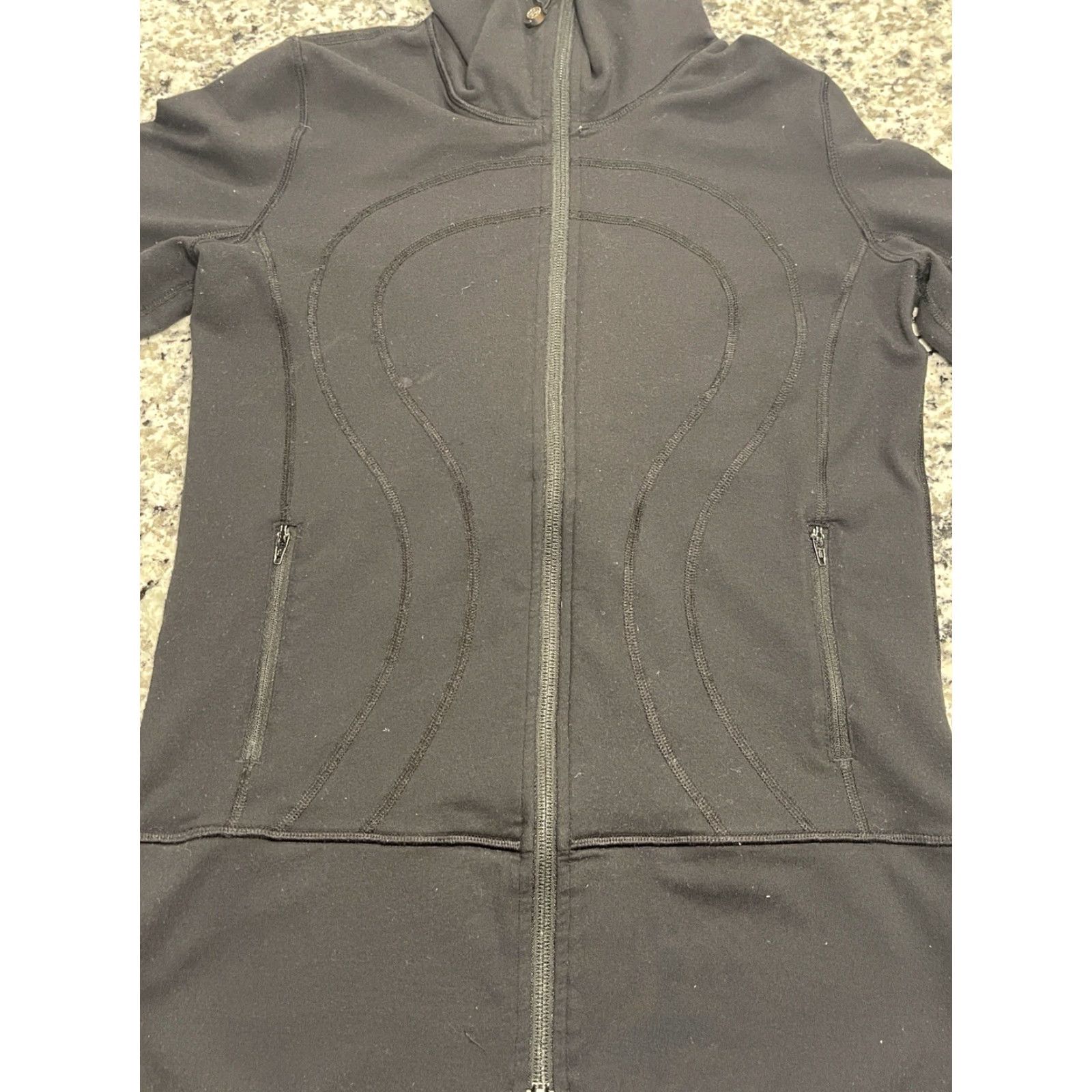 Lululemon Lululemon Athletica Jacket Full Zip Outdoor Yoga 6 Women Black Hoodie Outdoor) Size M / US 6-8 / IT 42-44 - 2 Thumbnail