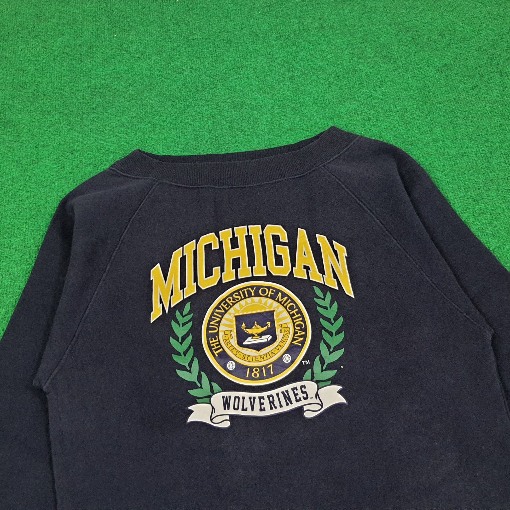 Vintage Vintage Michigan Wolverines NFL Sweatshirt C237N7 Size XS / US 0-2 / IT 36-38 - 2 Thumbnail