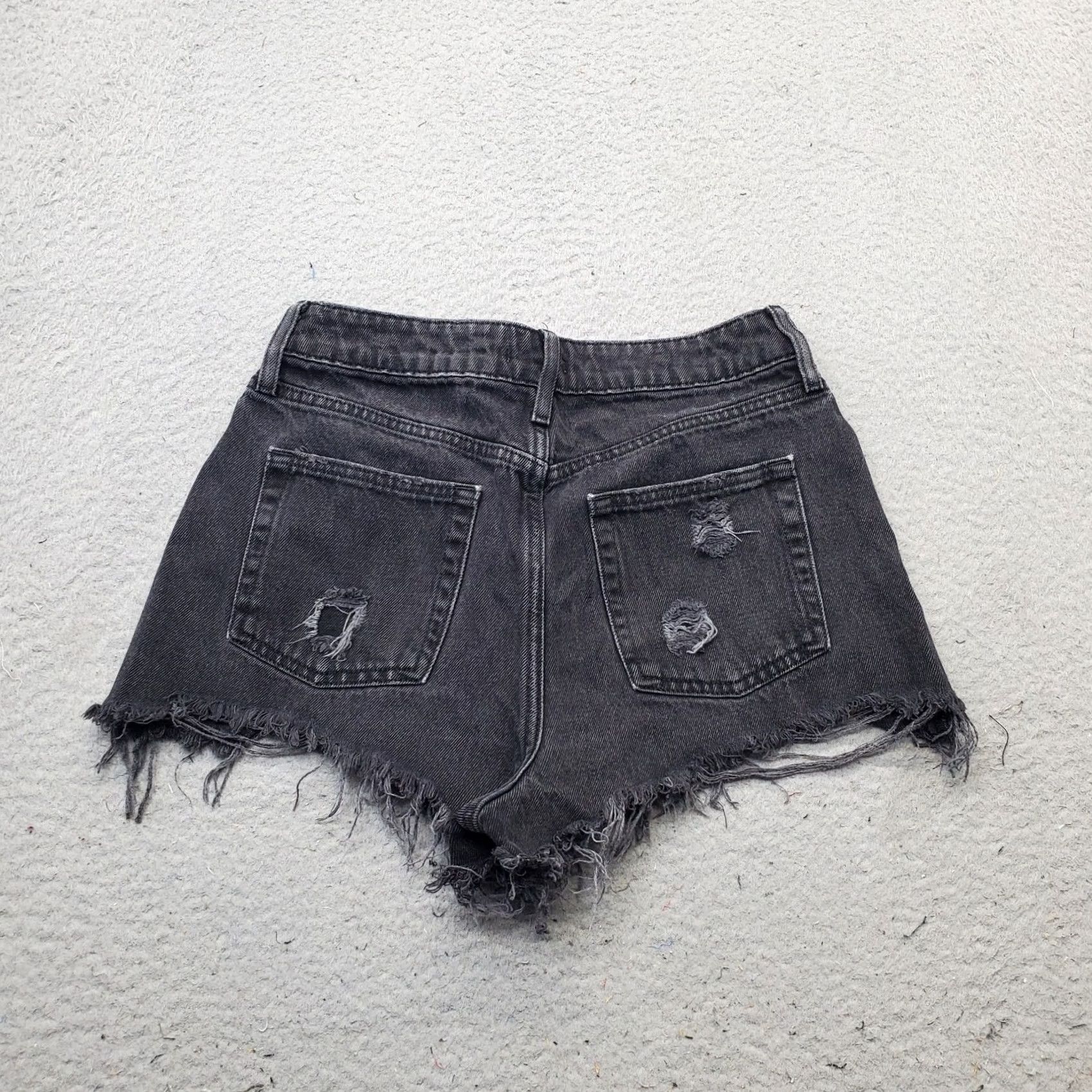 Forever 21 Forever 21 Jeans Shorts Womens Size 28 Black Denim Frayed Hem Distressed Outdoor - 5-Pocket Design, Button, Zipper, Regular Fit, Inseam 1.75" Size 28" / US 6 / IT 42 - 2 Thumbnail