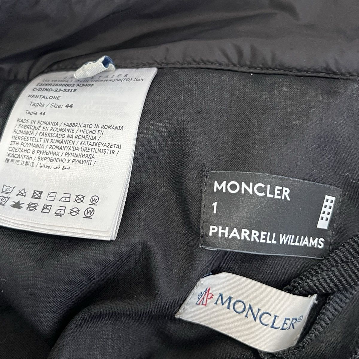 Moncler MONCLER × Pharrell Williams 2WAY Cargo Nylon Pants 44 Size US 32 / EU 48 - 9 Thumbnail
