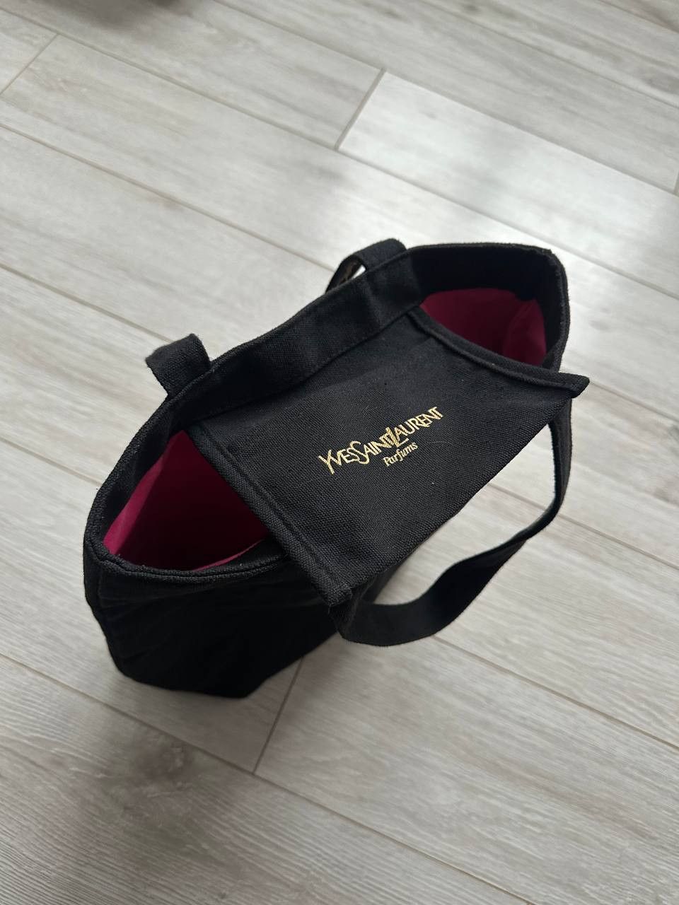 Yves Saint Laurent Yves Saint Laurent Novelty Tote Bag Embroidery Logo Size ONE SIZE - 9 Thumbnail