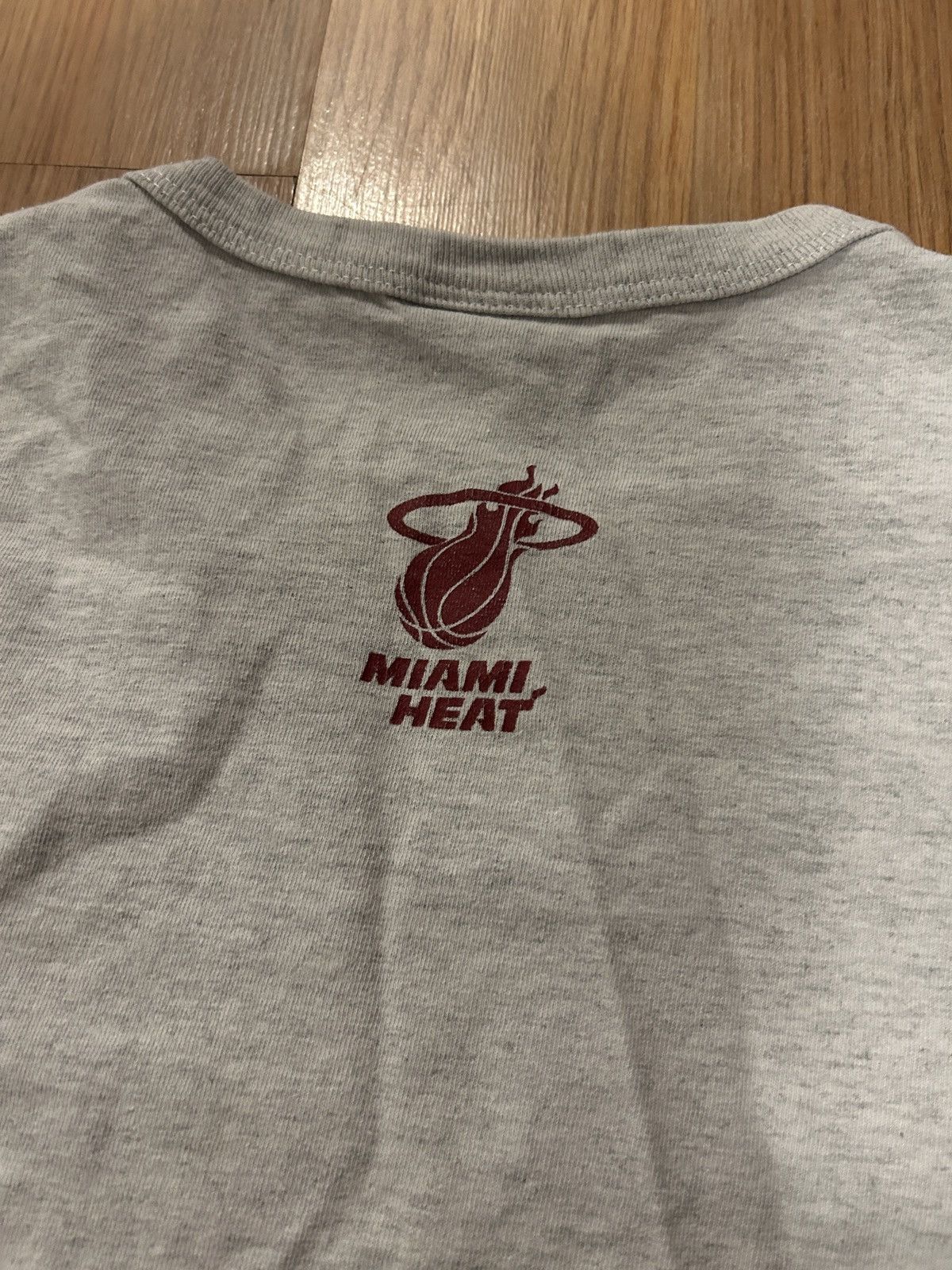 October's Very Own Ovo x Miami Heat t shirt Size US M / EU 48-50 / 2 - 5 Thumbnail