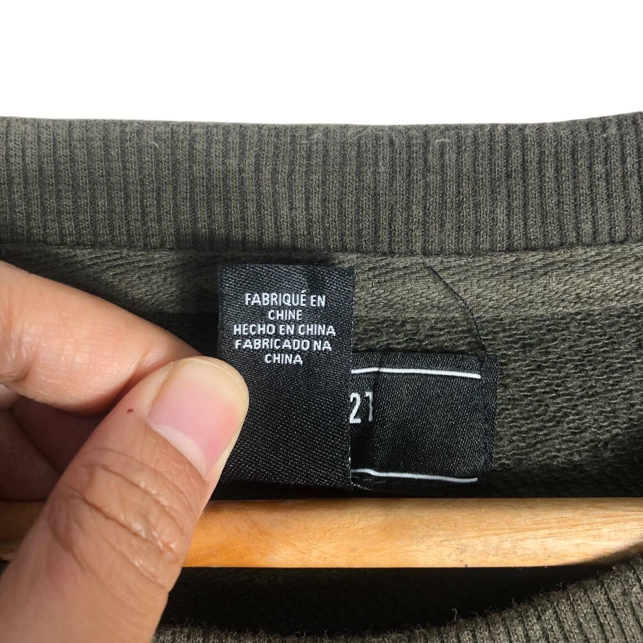 Forever 21 × Vintage Vintage Forever 21 Men Sweatshirt Size US M / EU 48-50 / 2 - 9 Thumbnail