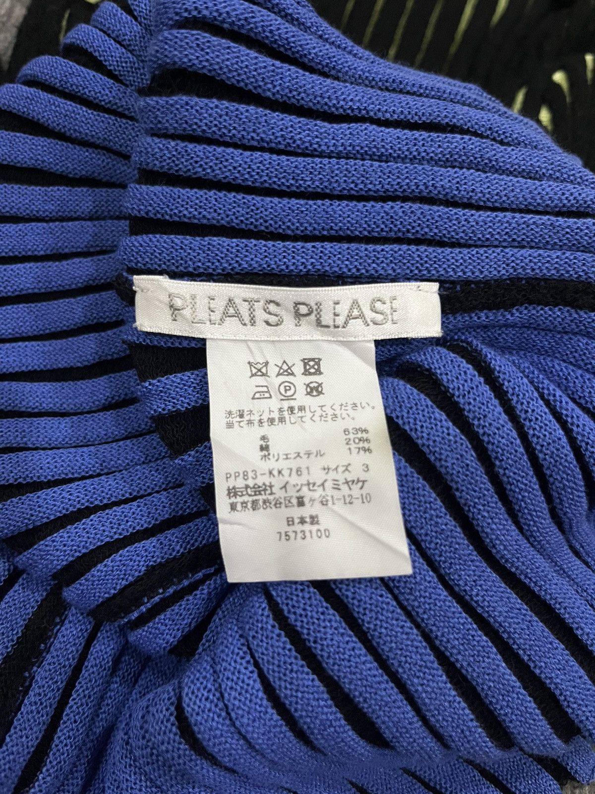 Pleats Please Issey Miyake PLEATS PLEASE CHIRA KNIT/TURTLENECK KNIT Size ONE SIZE - 21 Thumbnail