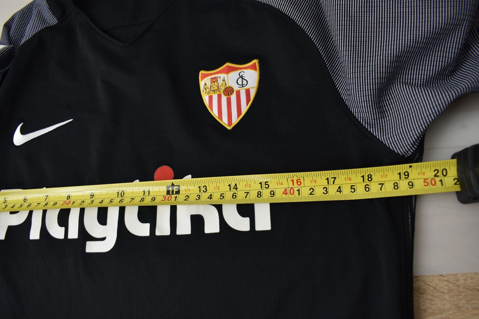 Nike 2018-19 Nike Sevilla FC Away 3rd Shirt SIZE M Size US M / EU 48-50 / 2 - 13 Thumbnail