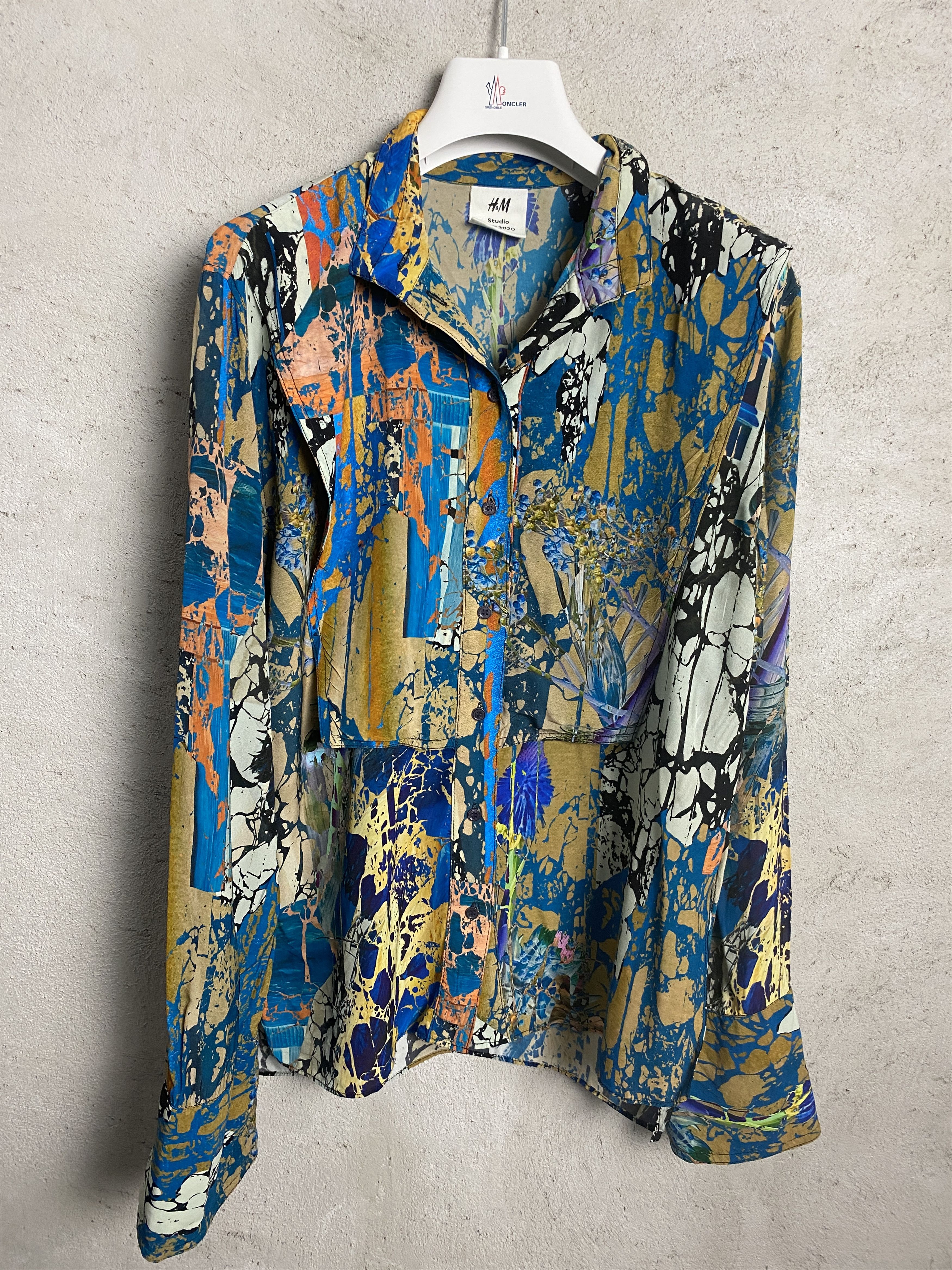 H&M H&M Studio AW2020 viscose multicolor shirt button ups Size XS / US 0-2 / IT 36-38 - 1 Thumbnail