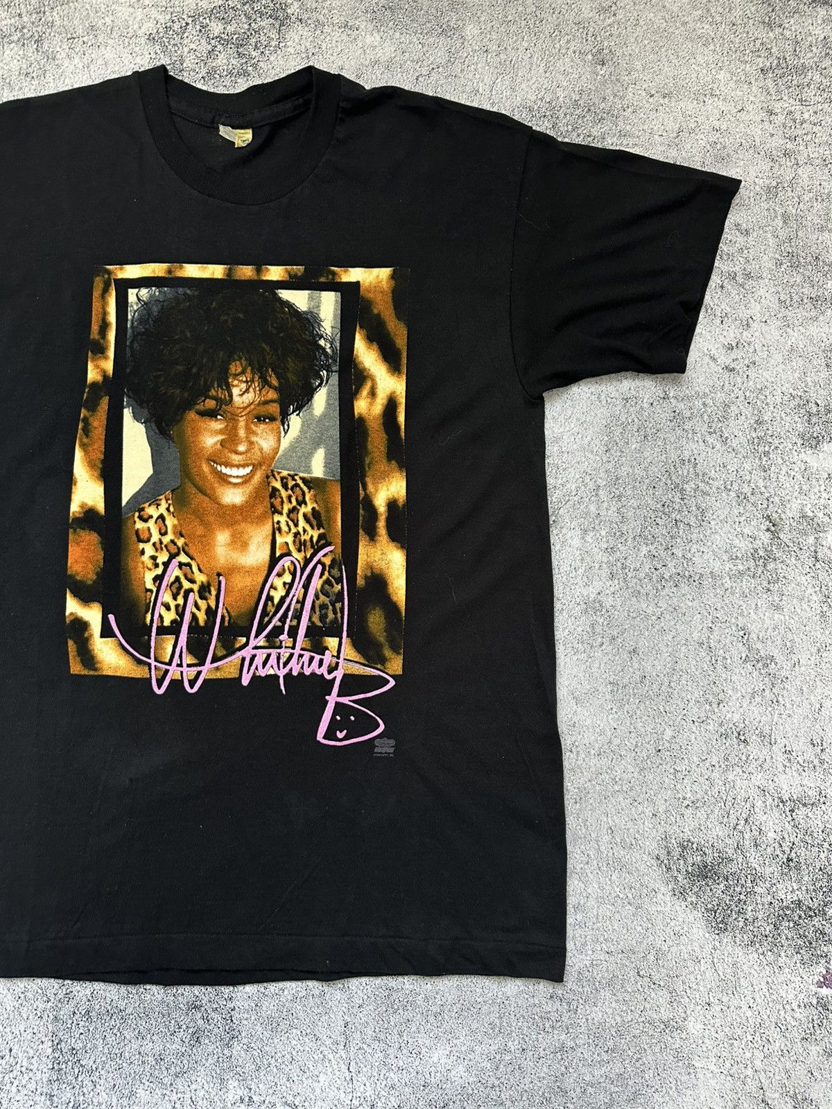 Band Tees 1993 Whitney Houston Vintage T-shirt I Will Always Love You Size US L / EU 52-54 / 3 - 4 Thumbnail