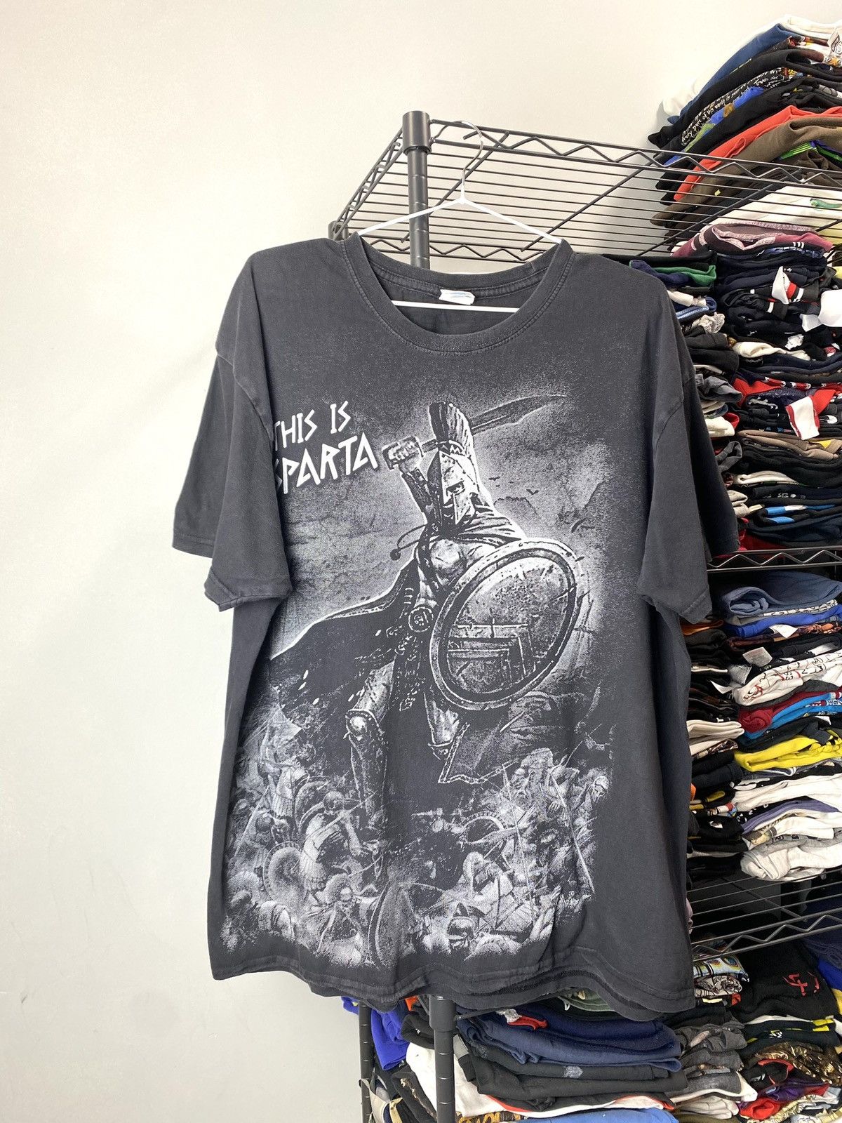 Vintage Vintage 300 Spartans Sparta Movie T Shirt Size US XL / EU 56 / 4 - 1 Thumbnail