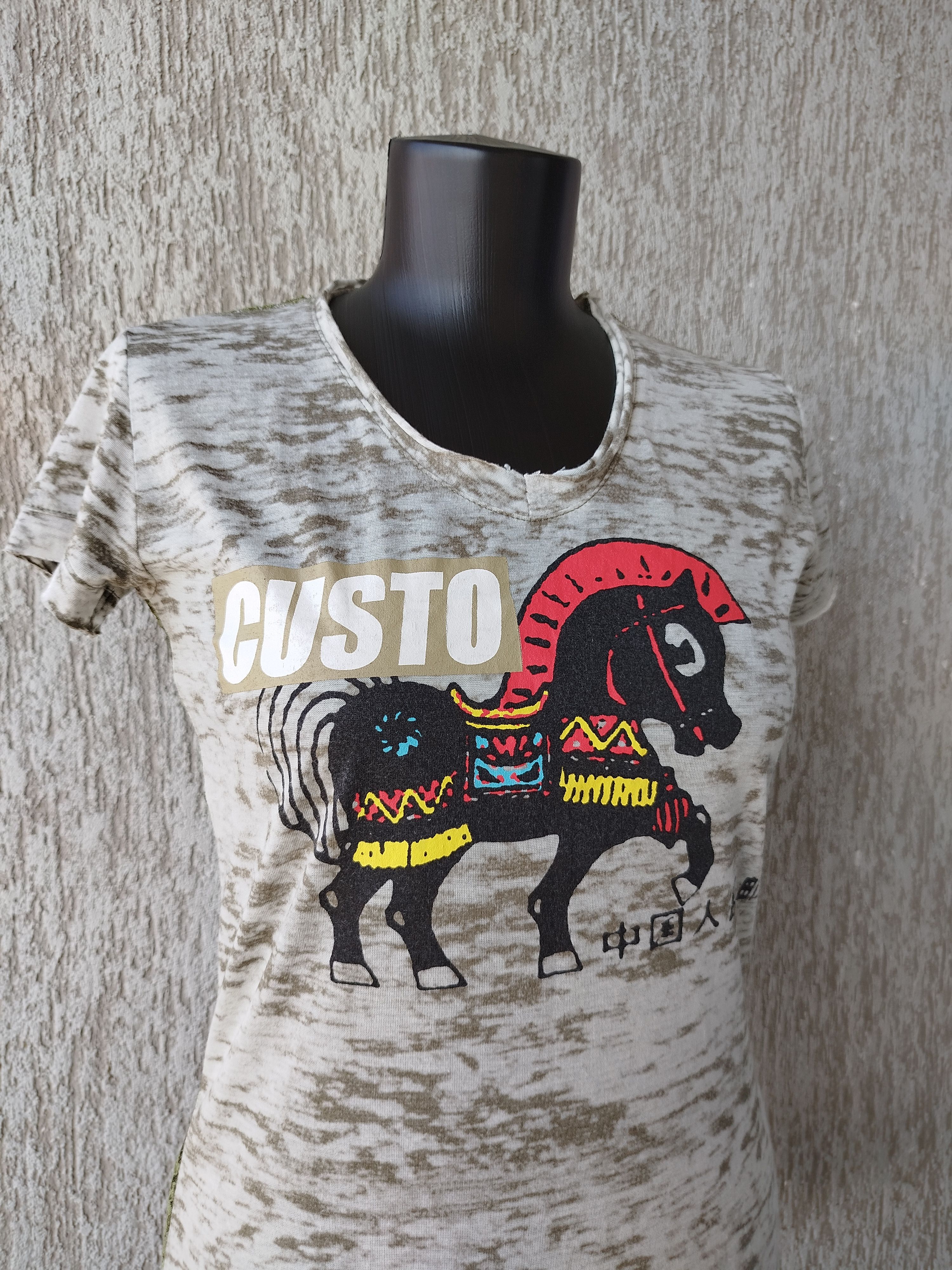 Custo Barcelona Top Short Sleeve Trojan Horse Lace Back Vintage Y2K Size 3/L Size L / US 10 / IT 46 - 4 Thumbnail