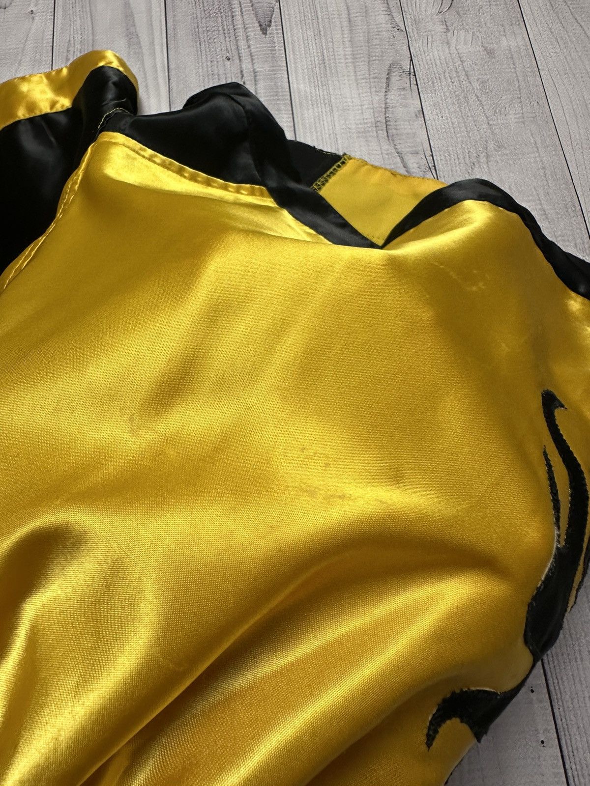 Other × Vintage Vintage Muay Thai Boxing shorts Twins size L yellow Size US 34 / EU 50 - 6 Thumbnail