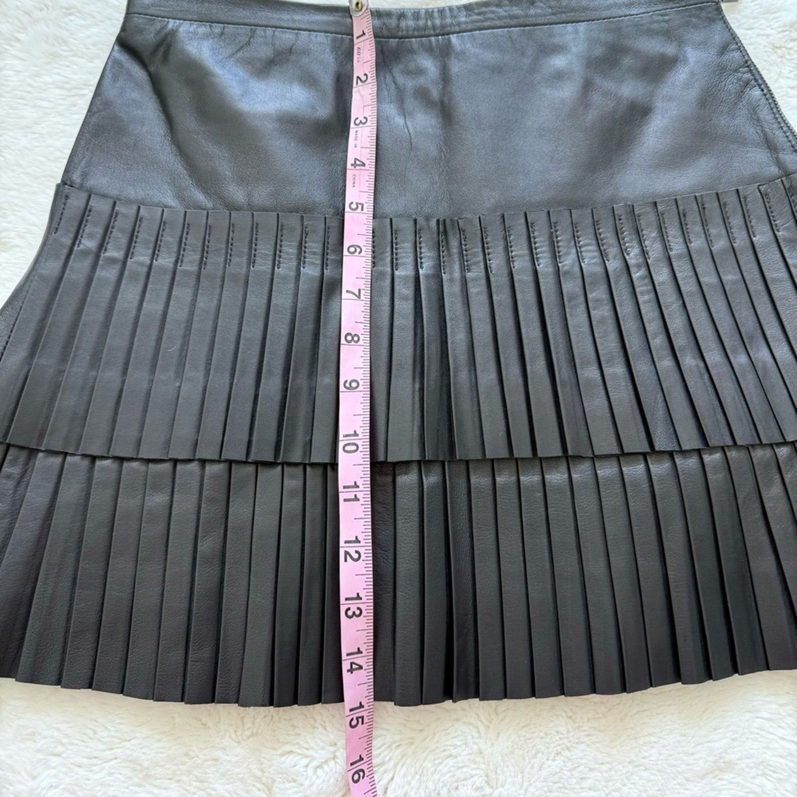 Bcbgmaxazria BCBG MAXAZRIA leather women skirt size 0 Retail 650$ Size 25" / US 0 / IT 36 - 8 Thumbnail