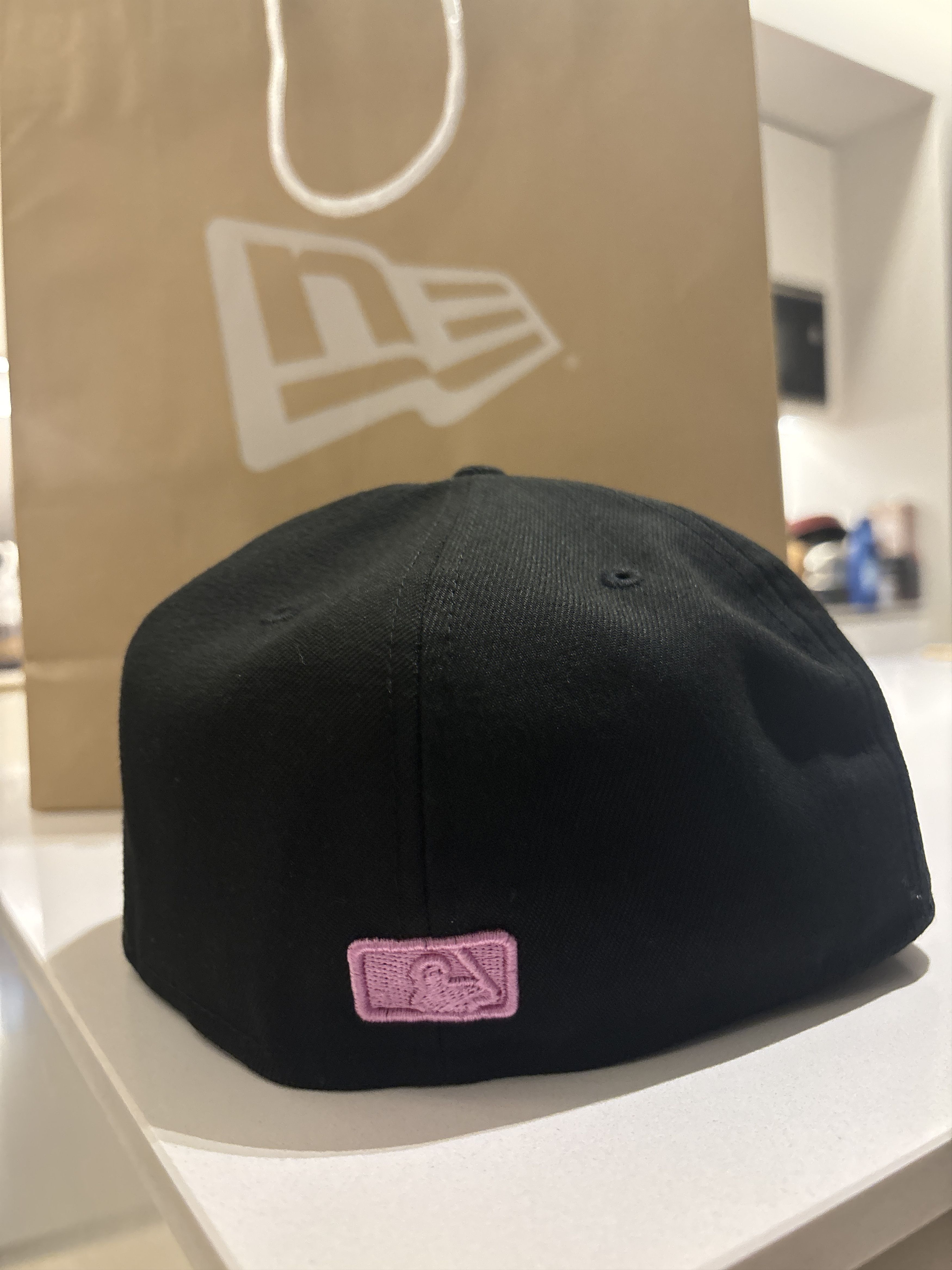 New Era New era 59fifty Oakland “ PINK limited edition” Size ONE SIZE - 4 Thumbnail