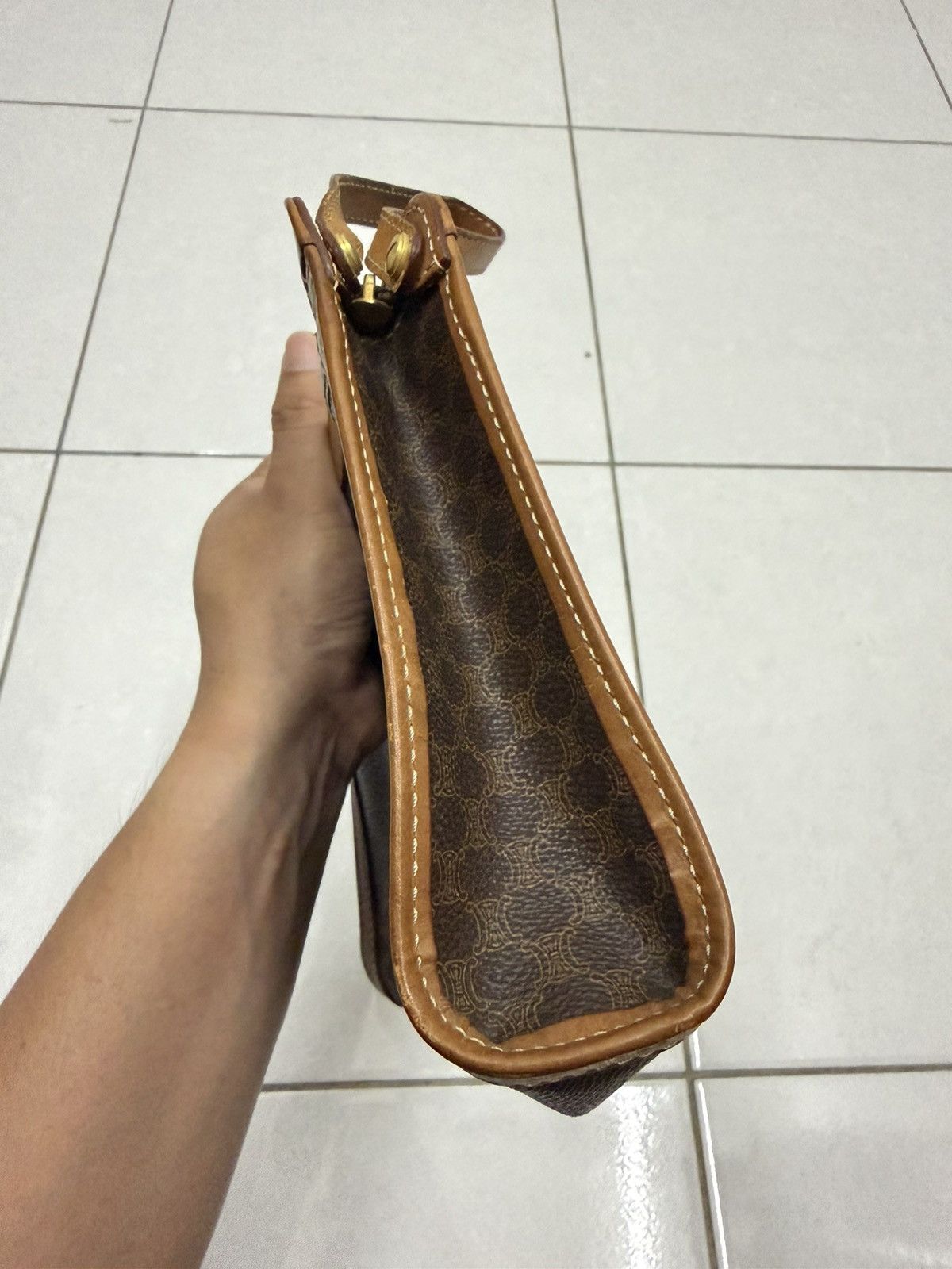 Celine Authentic Vintage Celine Clutch Bag Size ONE SIZE - 6 Thumbnail