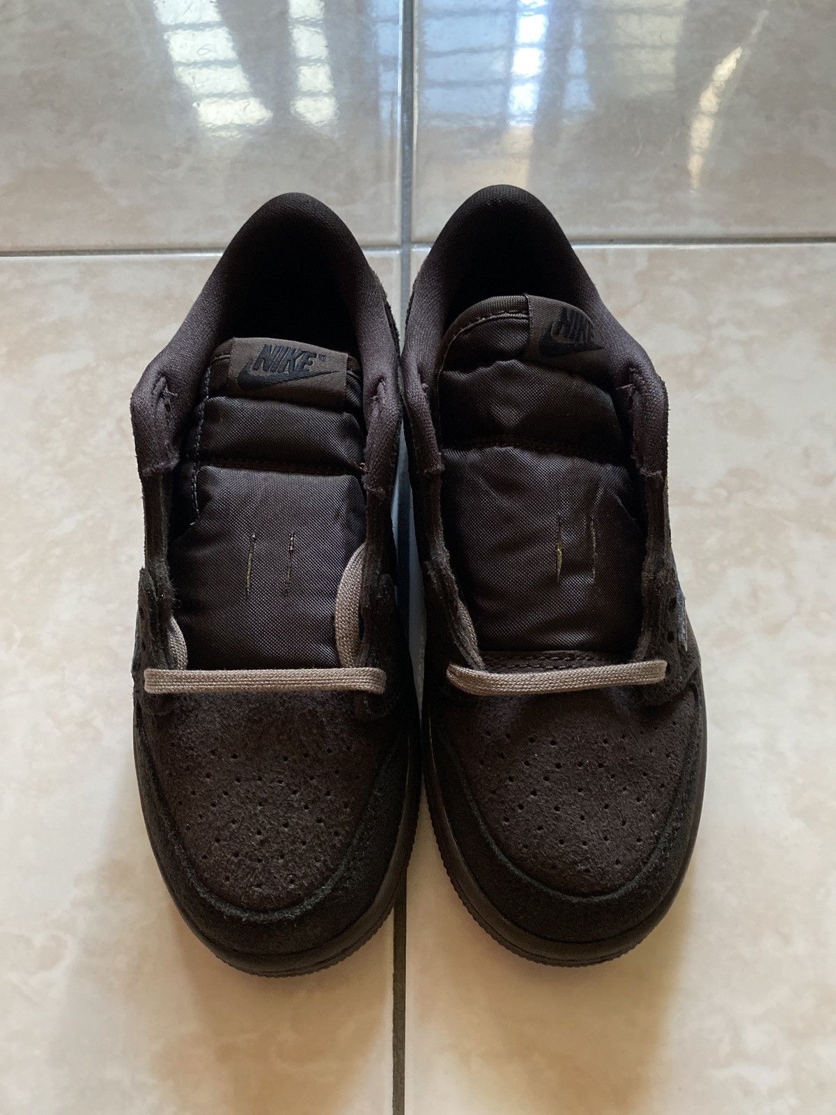 Jordan Brand × Nike Nike Air Jordan 1 Low x Travis Scott Velvet Brown (PS) Size US 5 / EU 37 - 3 Thumbnail