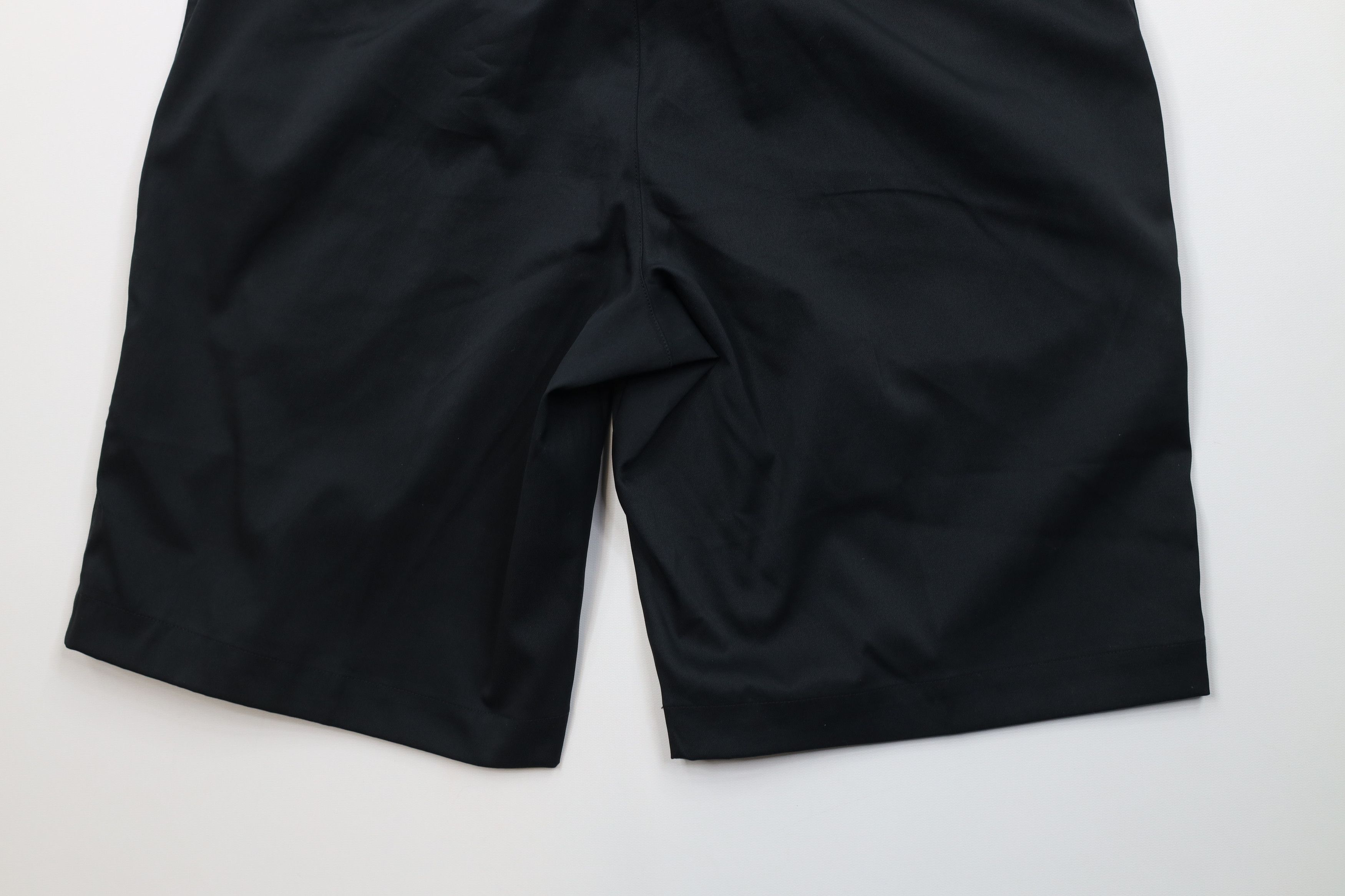 Nike Nike Golf Tech Flat Front Golfing Chino Shorts Black Stretch Size US 34 / EU 50 - 13 Thumbnail