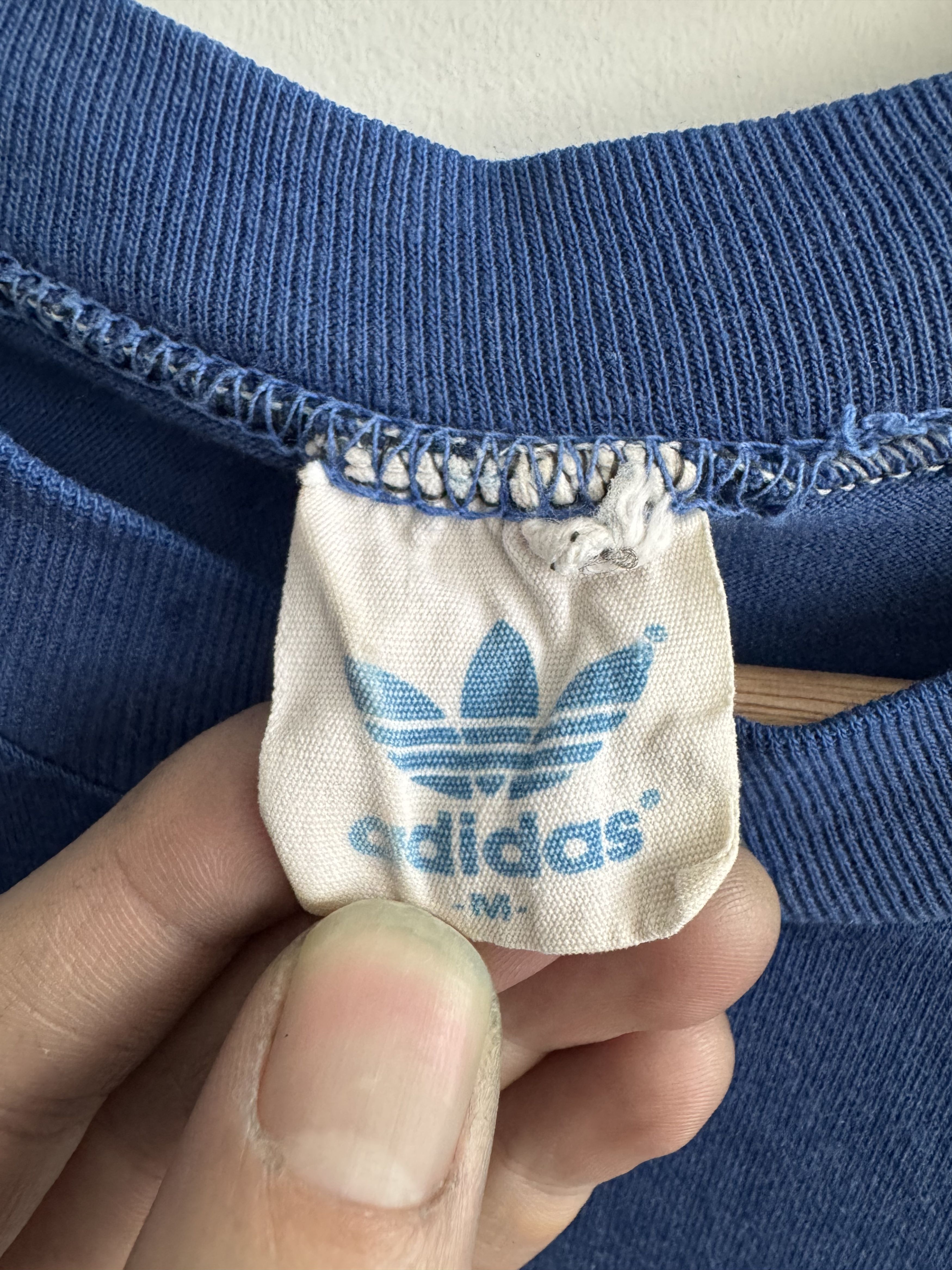 Adidas 70s Adidas Logo T shirt Size M Size US M / EU 48-50 / 2 - 3 Thumbnail