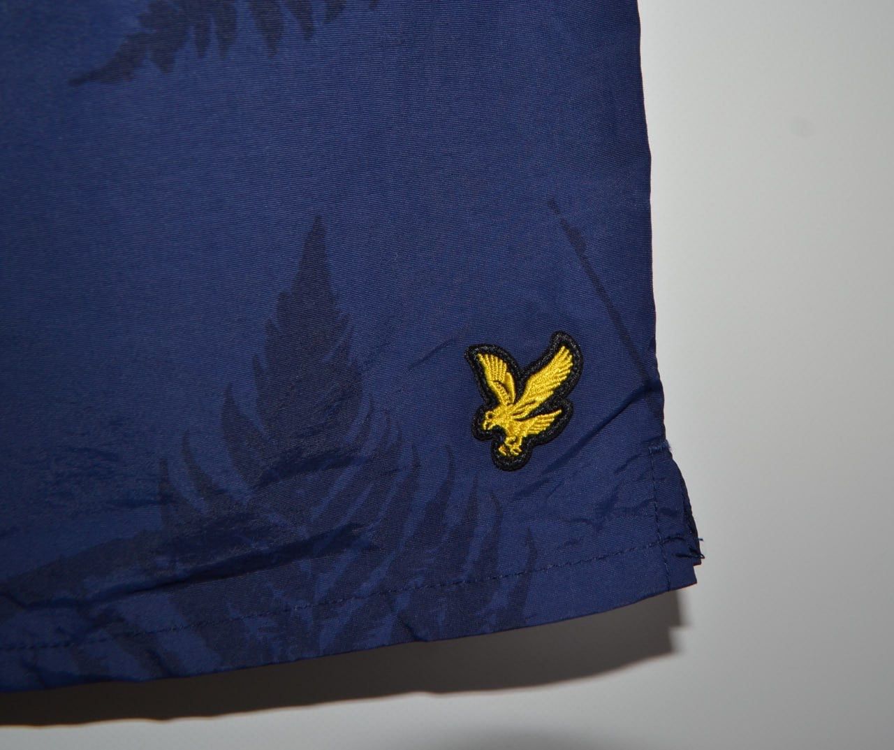 Lyle & Scott Lyle & Scott Men's Shorts Blue Size L Size US 34 / EU 50 - 2 Thumbnail