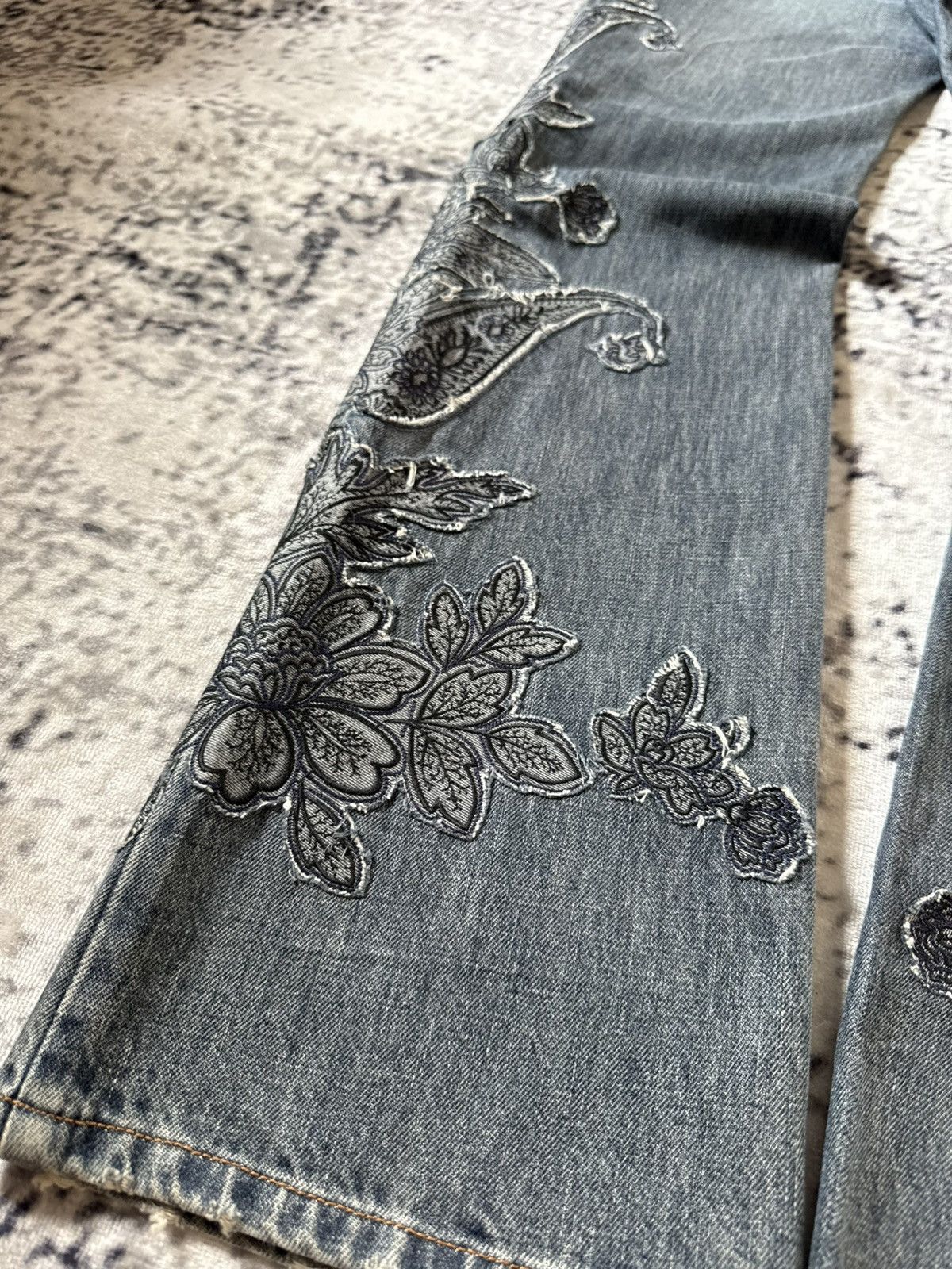 GOSTAR DE FUGA Sportmax Code By Max Mara Ornamental Embroidery Flared Jeans Size US 30 / EU 46 - 19 Thumbnail