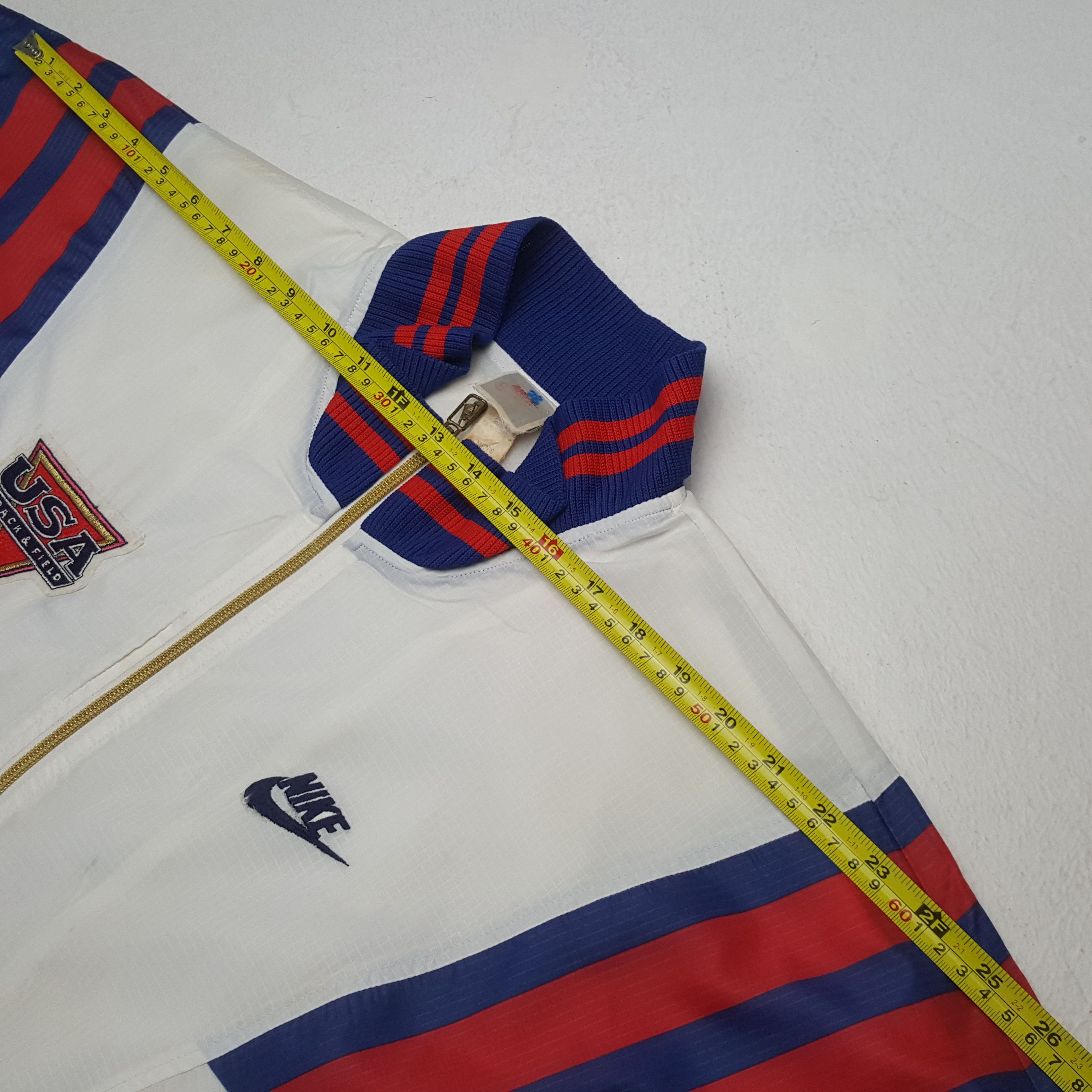 Nike Vintage Nike USD Track & Field Windbreaker Jacket RR11 Size US XXL / EU 58 / 5 - 5 Thumbnail