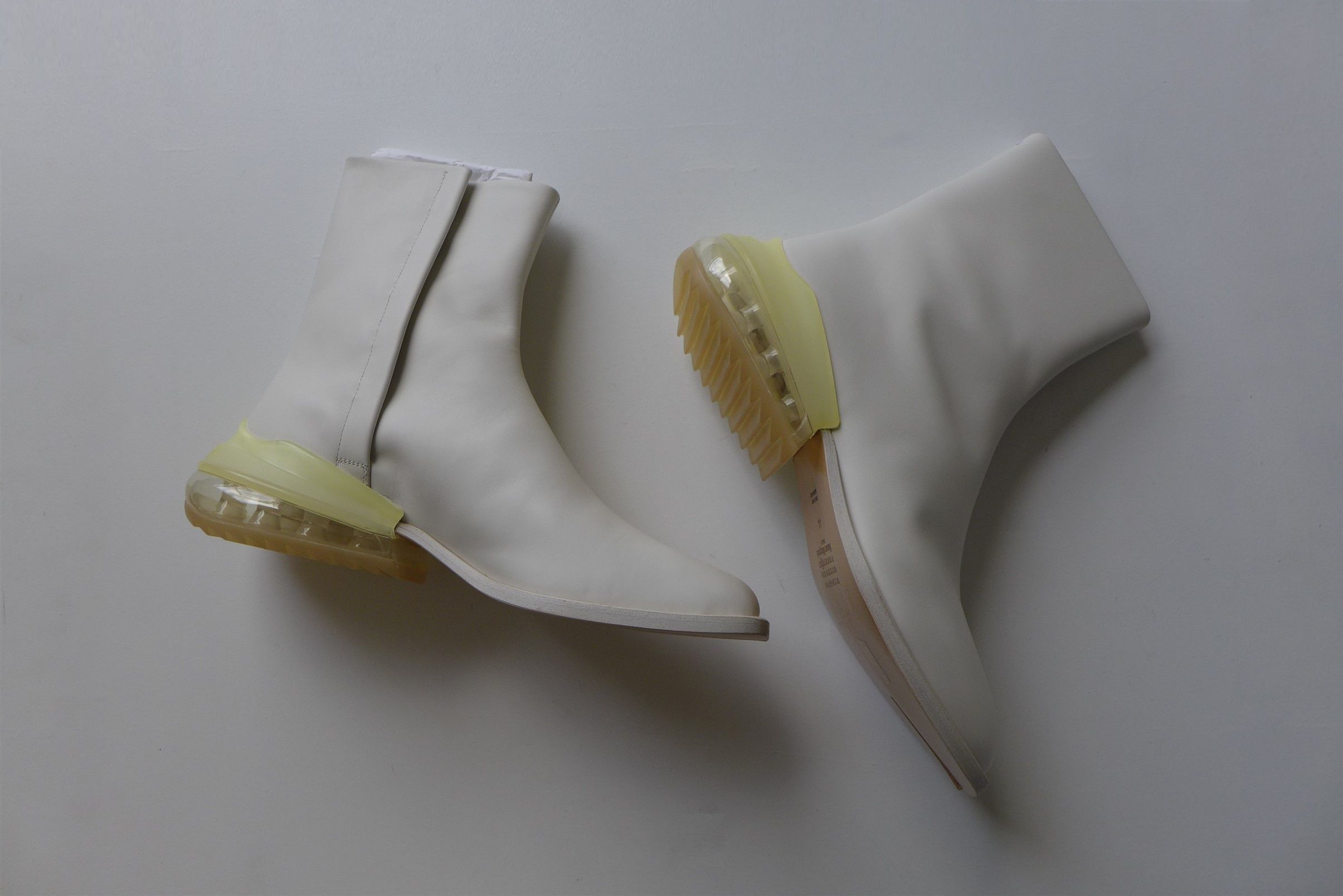 Maison Margiela Margiela Tabi Airbag Heel Boots - White Calf Leather Size US 11 / EU 44 - 6 Thumbnail